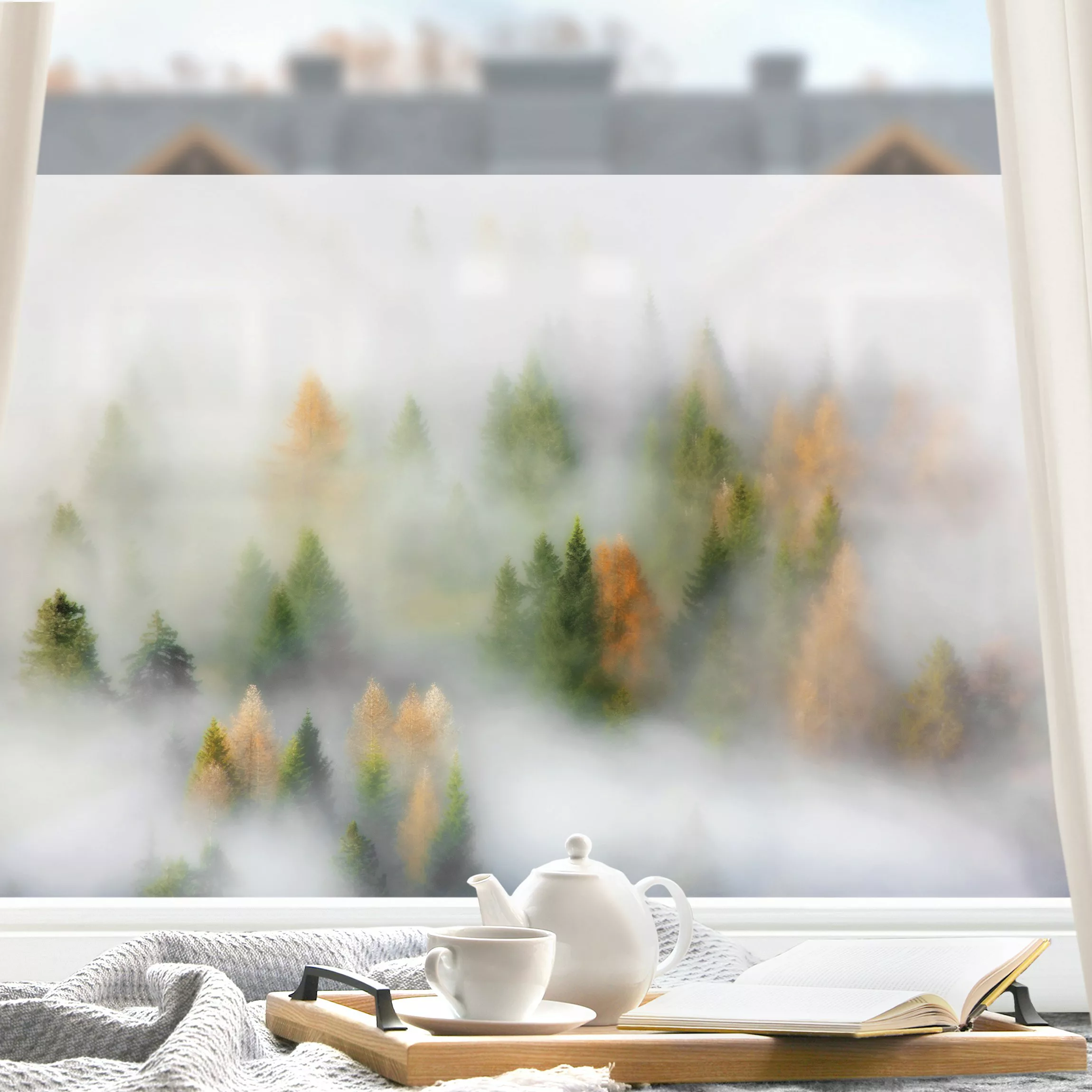 Fensterfolie Nebelwald im Herbst günstig online kaufen