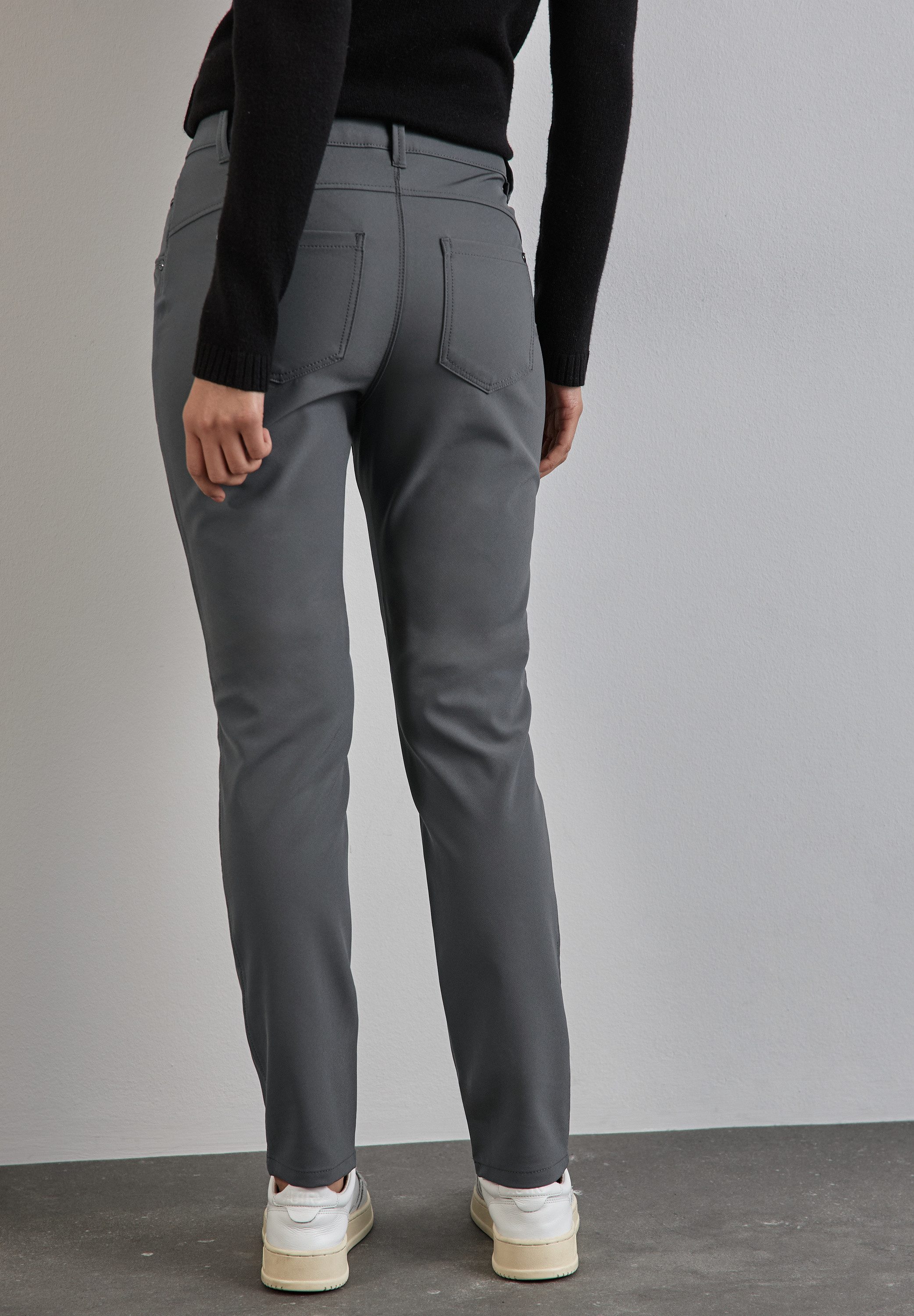STREET ONE Röhrenhose, Middle Waist günstig online kaufen