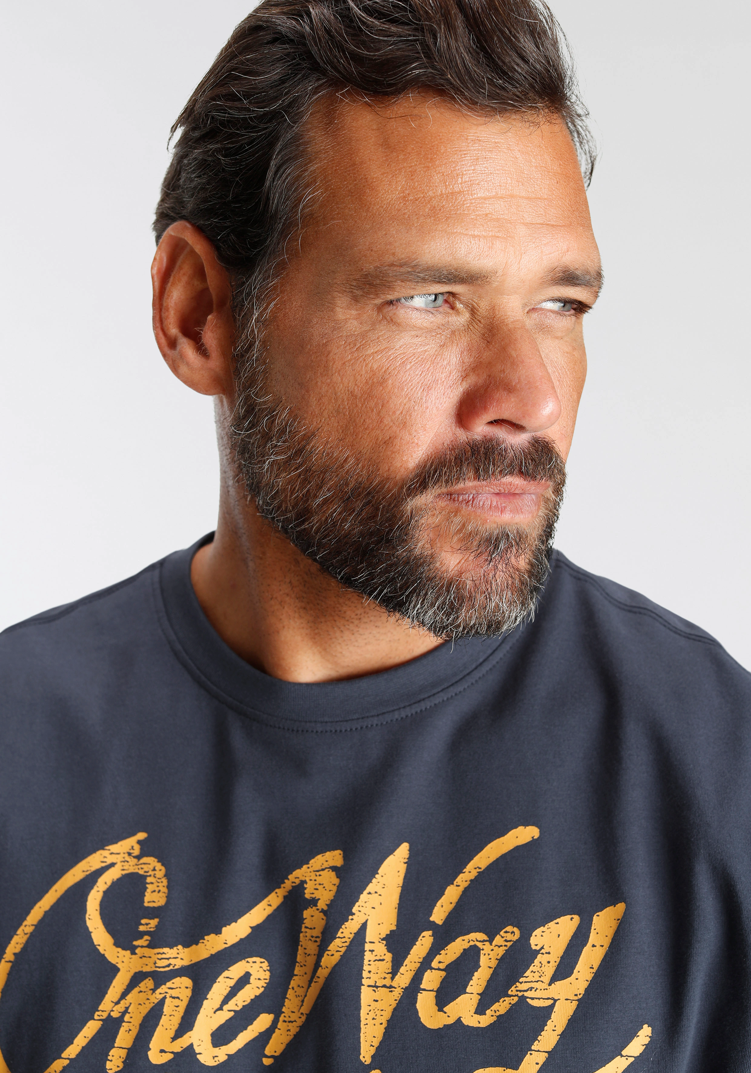Mans World T-Shirt, Kurzarm, Regular Fit, mit Print, Rundhals, im Used-Look günstig online kaufen