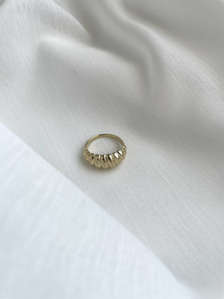 Croissant Ring (Gold Edition) günstig online kaufen