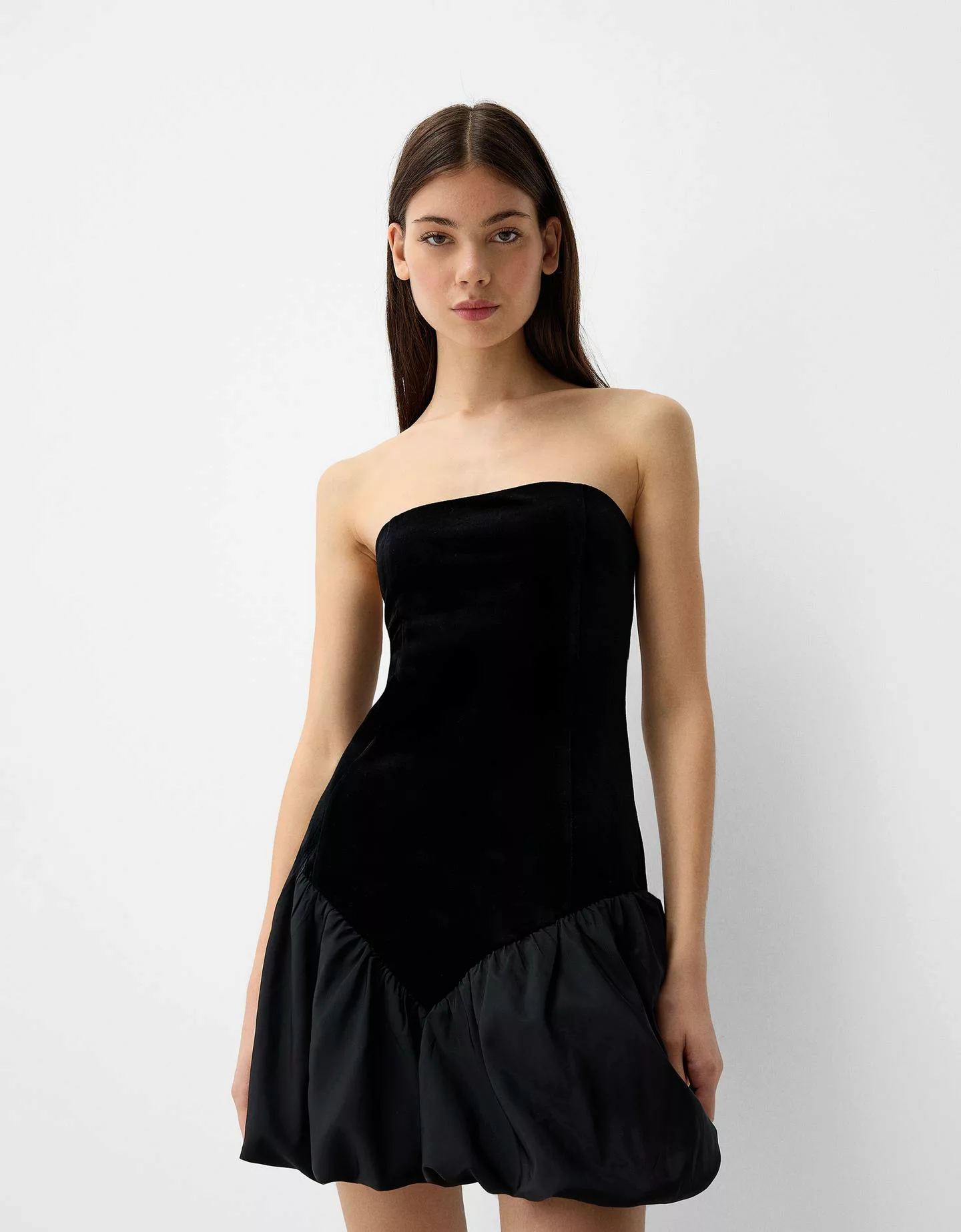 Bershka Velvet Bandeau-Kleid Damen S Schwarz günstig online kaufen