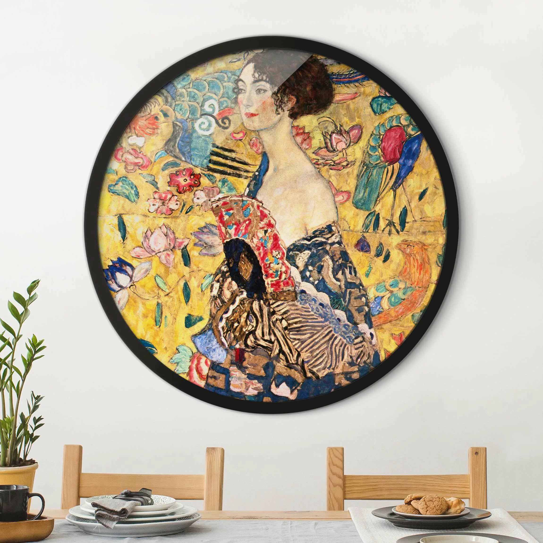 Rundes Gerahmtes Bild Gustav Klimt - Dame mit Fächer günstig online kaufen