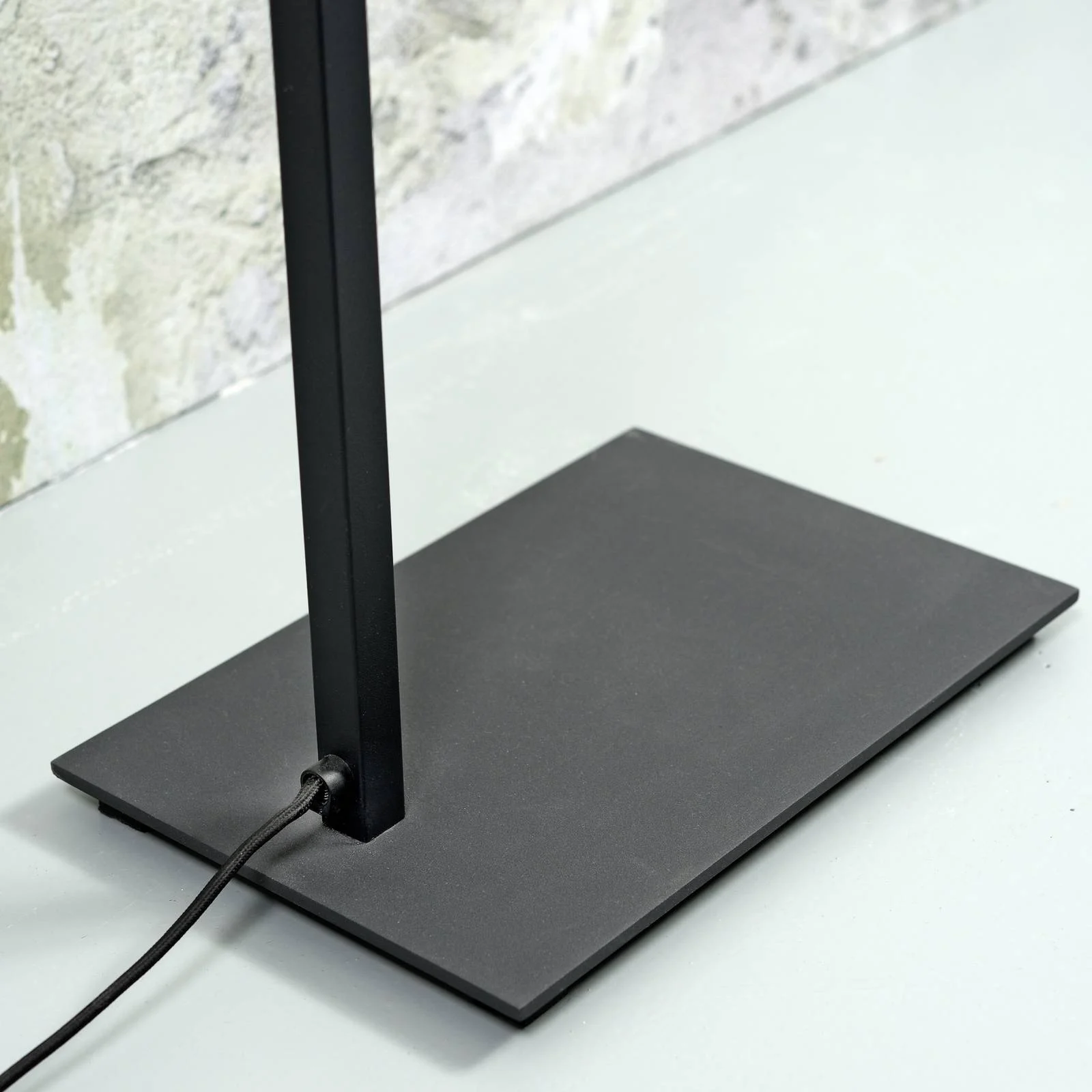 IT'S ABOUT ROMI Stehlampe Boston, Ø 32 cm, schwarz/creme günstig online kaufen