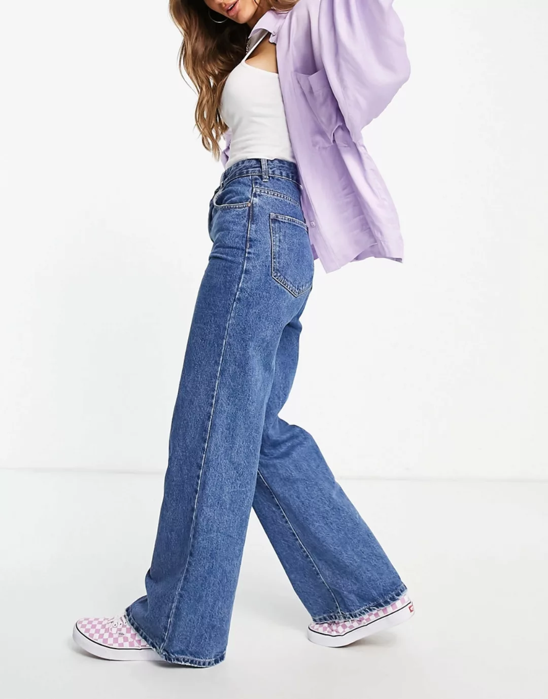 Cotton:On – Jeans mit weitem Bein in verwaschenem Mittelblau günstig online kaufen