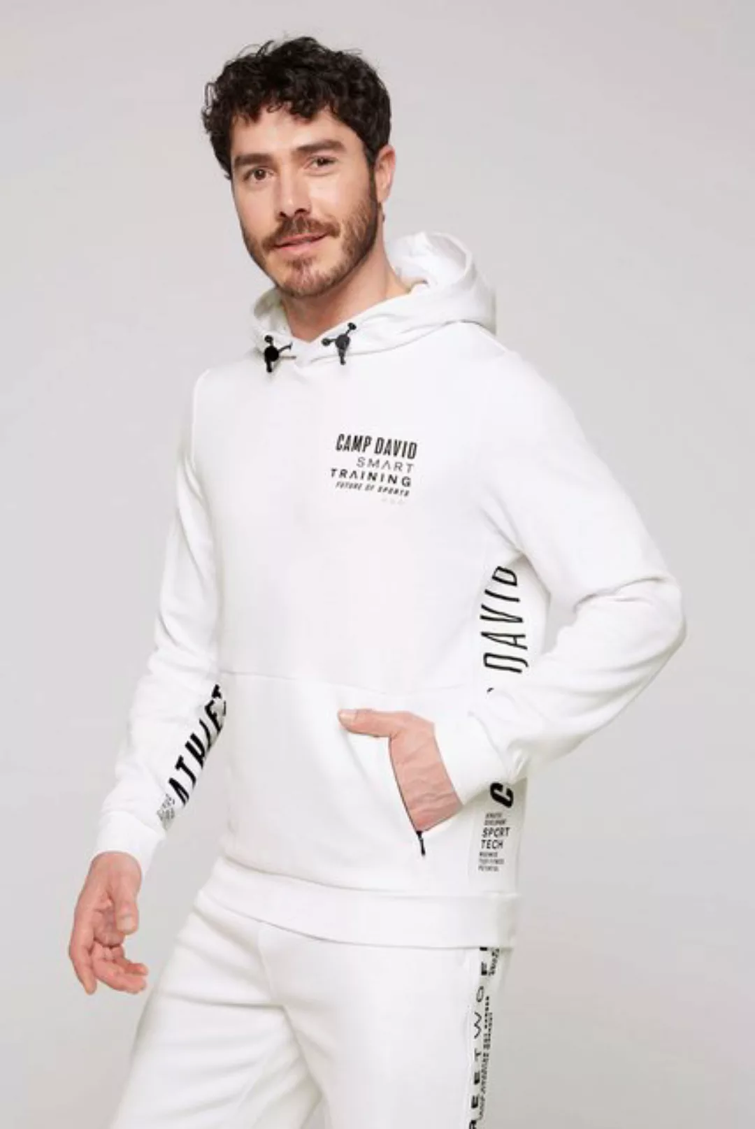 CAMP DAVID Kapuzensweatshirt mit kontrastreichen Prints günstig online kaufen