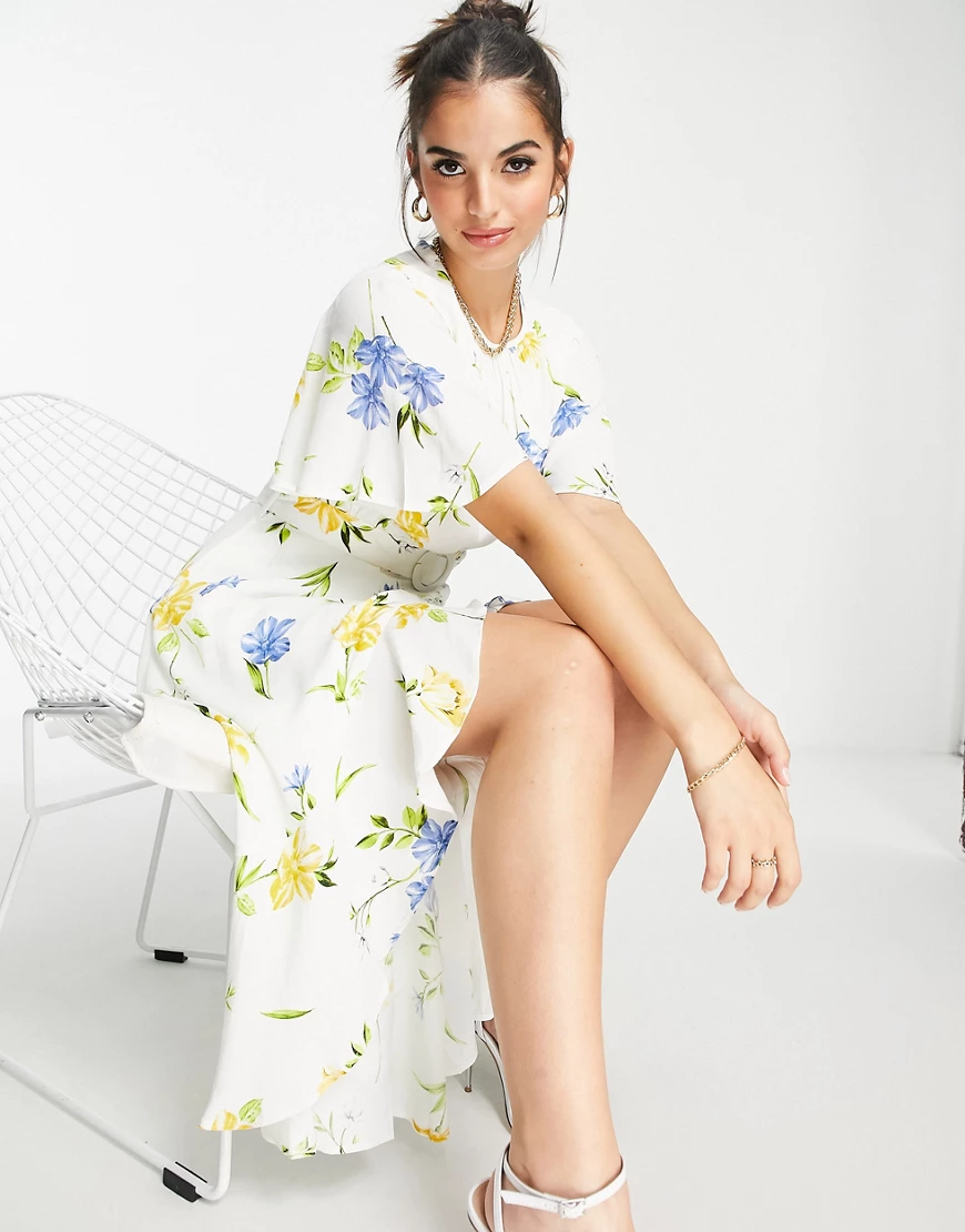French Connection – Freizeitkleid in Weiß mit Blumenprint günstig online kaufen