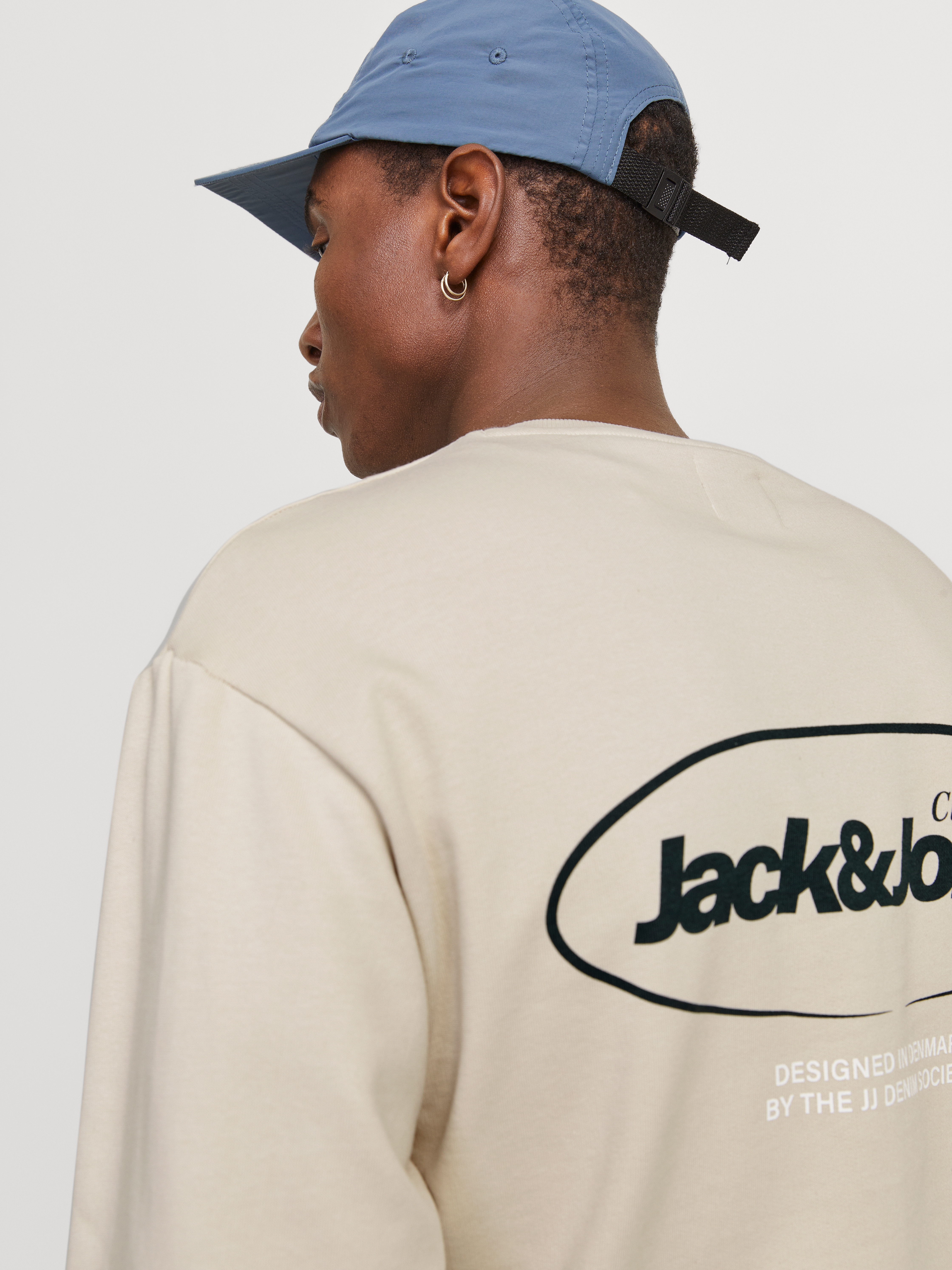 Jack & Jones Sweatshirt "JJEBRADLEY GRAPHIC SWEAT CREW NOOS", mit Front und günstig online kaufen