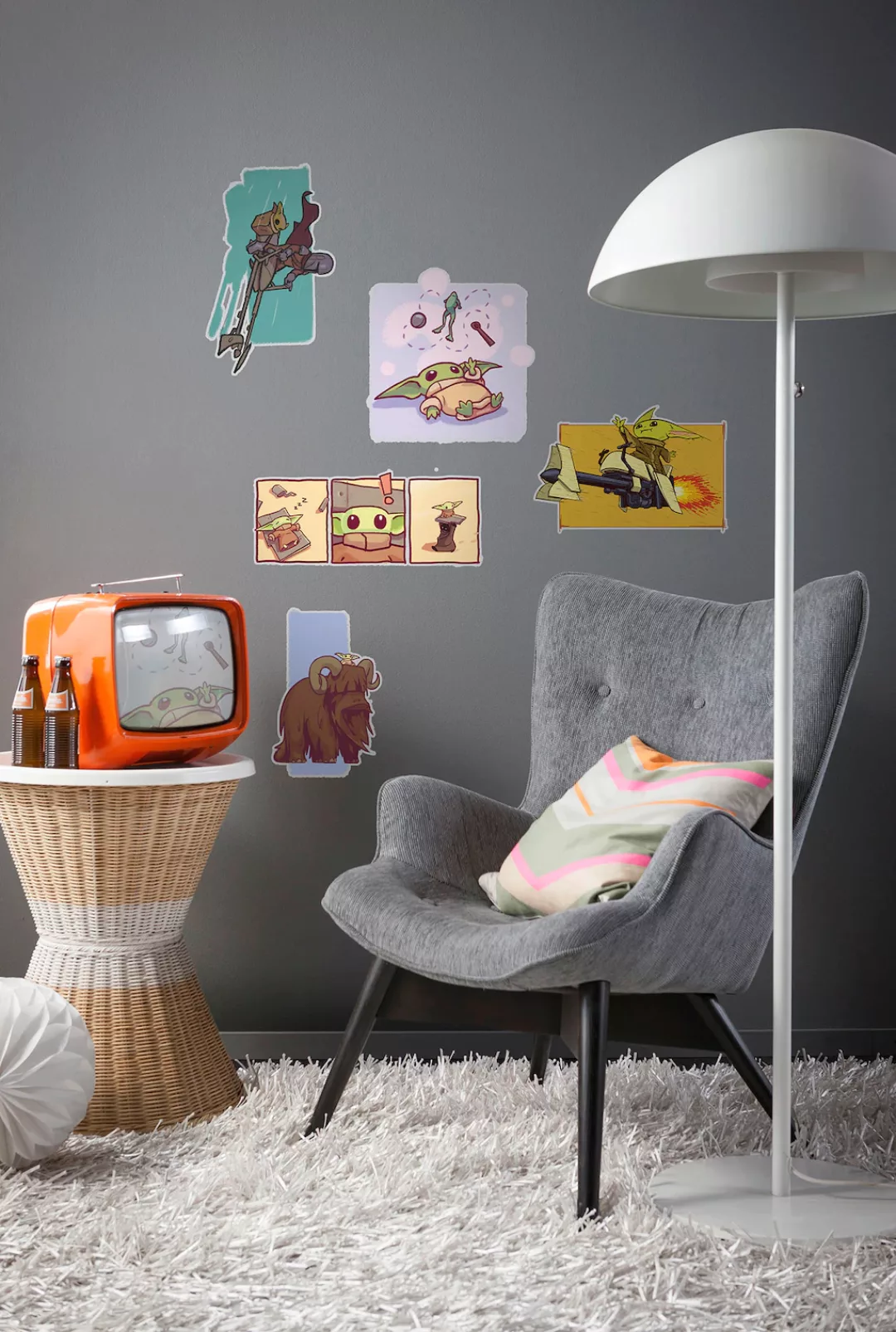 KOMAR Wandtattoo - Mandalorian Funny Grogu  - Größe 50 x 70 cm mehrfarbig G günstig online kaufen