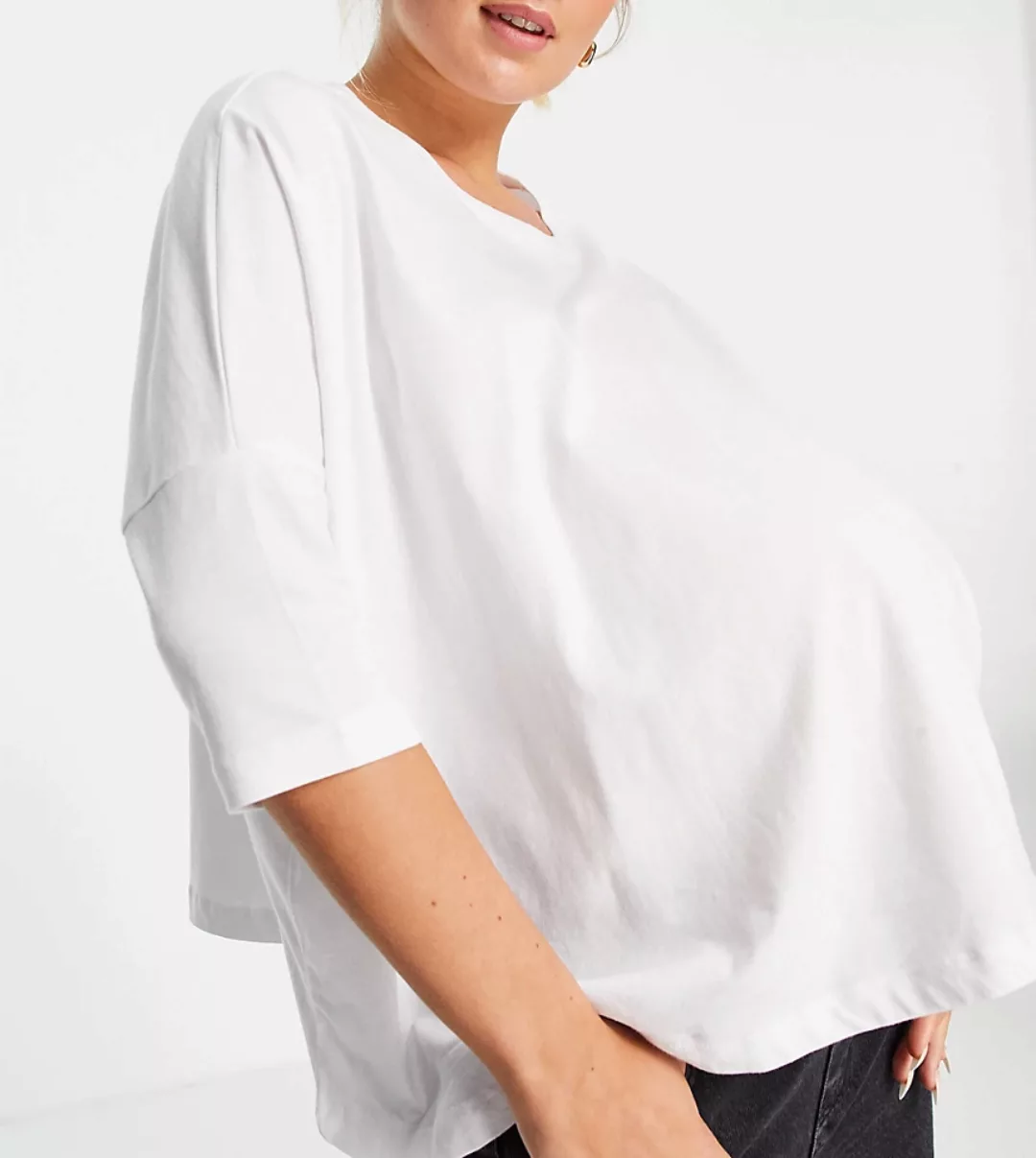 ASOS DESIGN Maternity – Lässiges T-Shirt mit Fledermausärmeln in Weiß günstig online kaufen