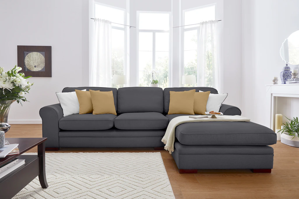 Home affaire Ecksofa "Broughton L-Form", weicher Sitzkomfort, incl. 4 Zierk günstig online kaufen