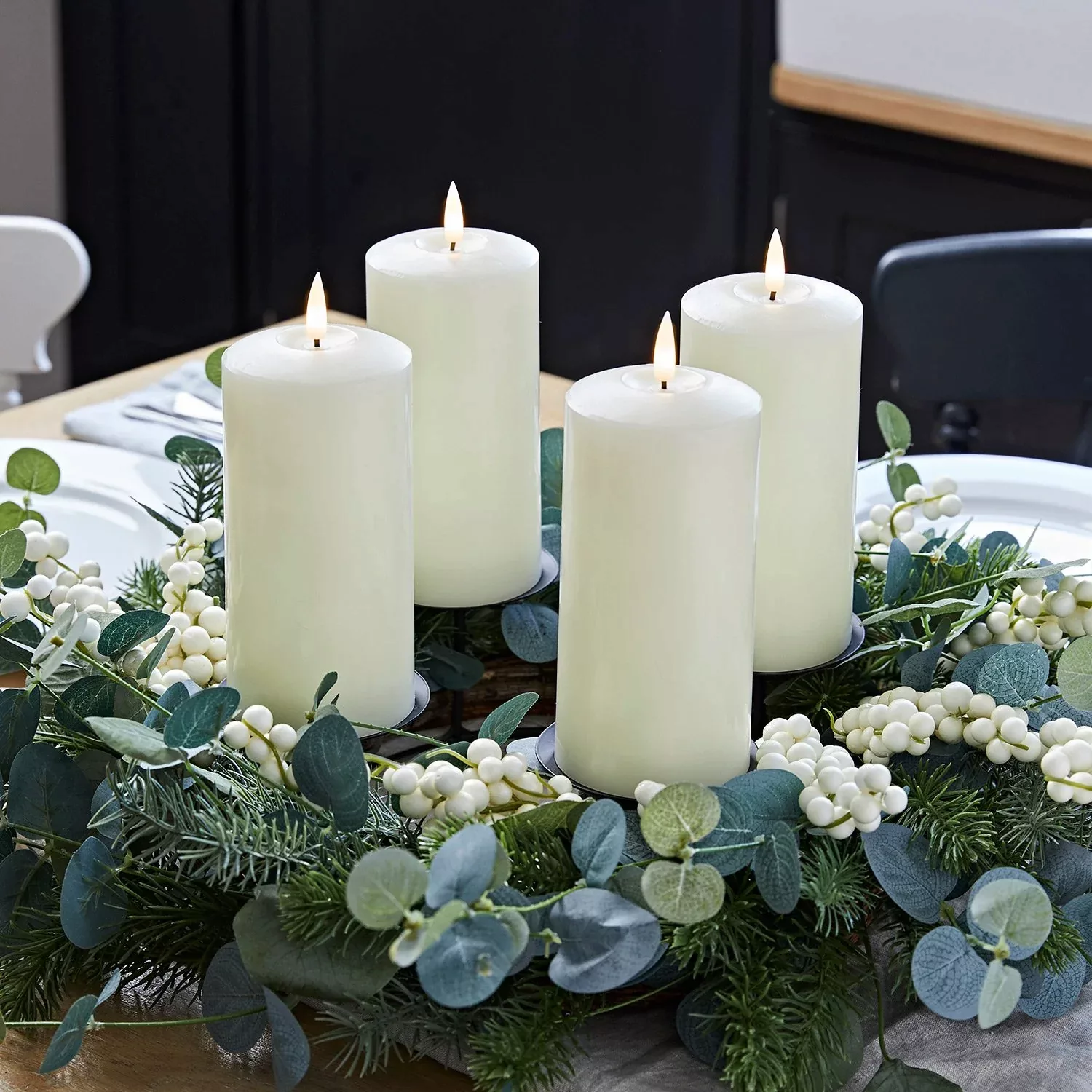 40cm Eukalyptus Adventskranz mit Kerzenständer und 4er Set TruGlow® LED Ker günstig online kaufen