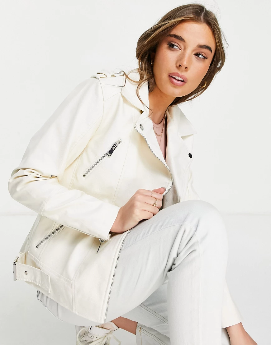 Miss Selfridge – Lange Jacke aus Kunstleder in Creme-Weiß günstig online kaufen