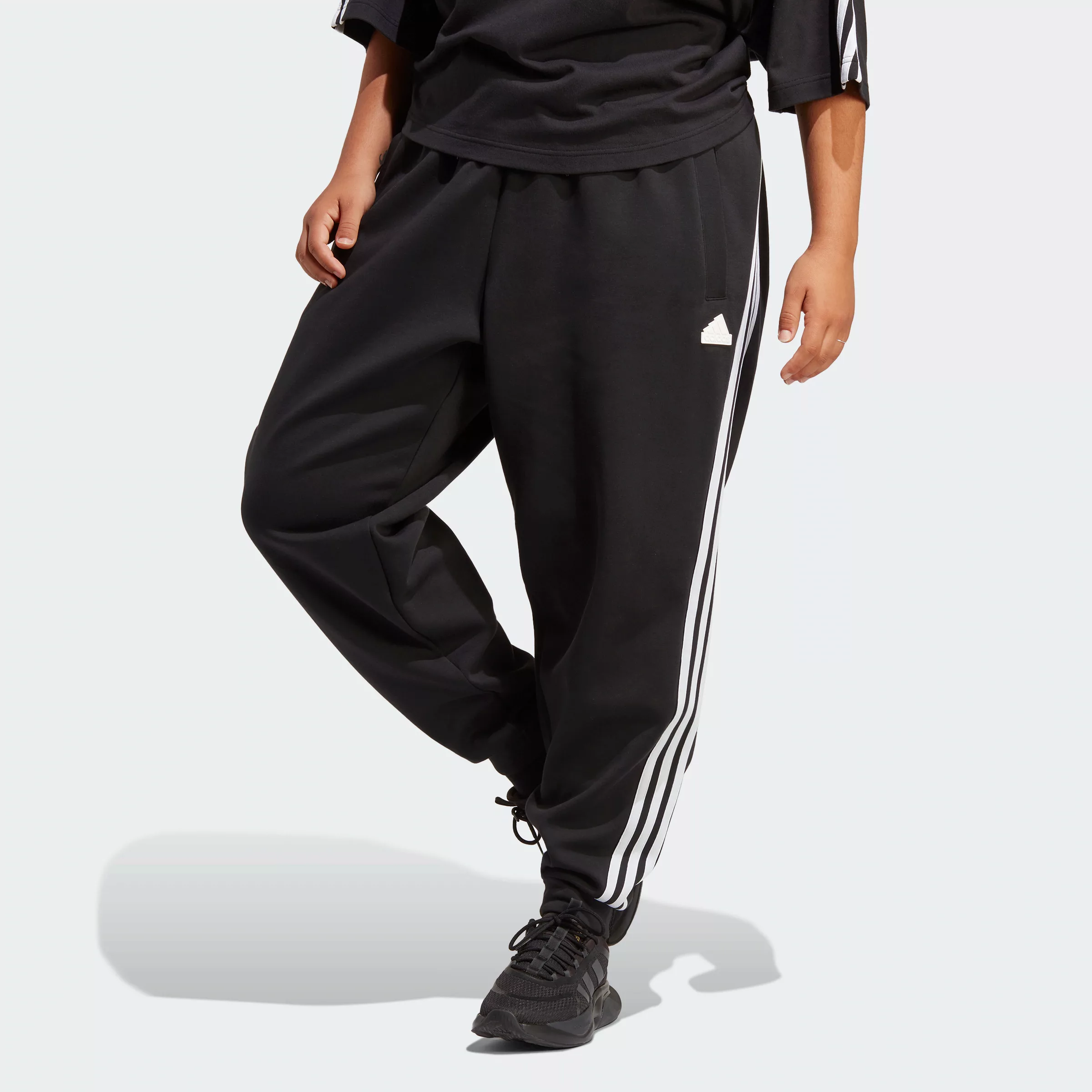 adidas Sportswear Sporthose "FUTURE ICONS 3STREIFEN REGULAR HOSE", (1 tlg.) günstig online kaufen