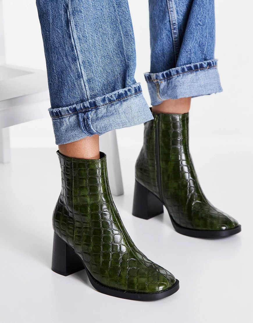 ASOS DESIGN – Revival – Stiefel mit runder Zehenpartie und Blockabsatz in G günstig online kaufen