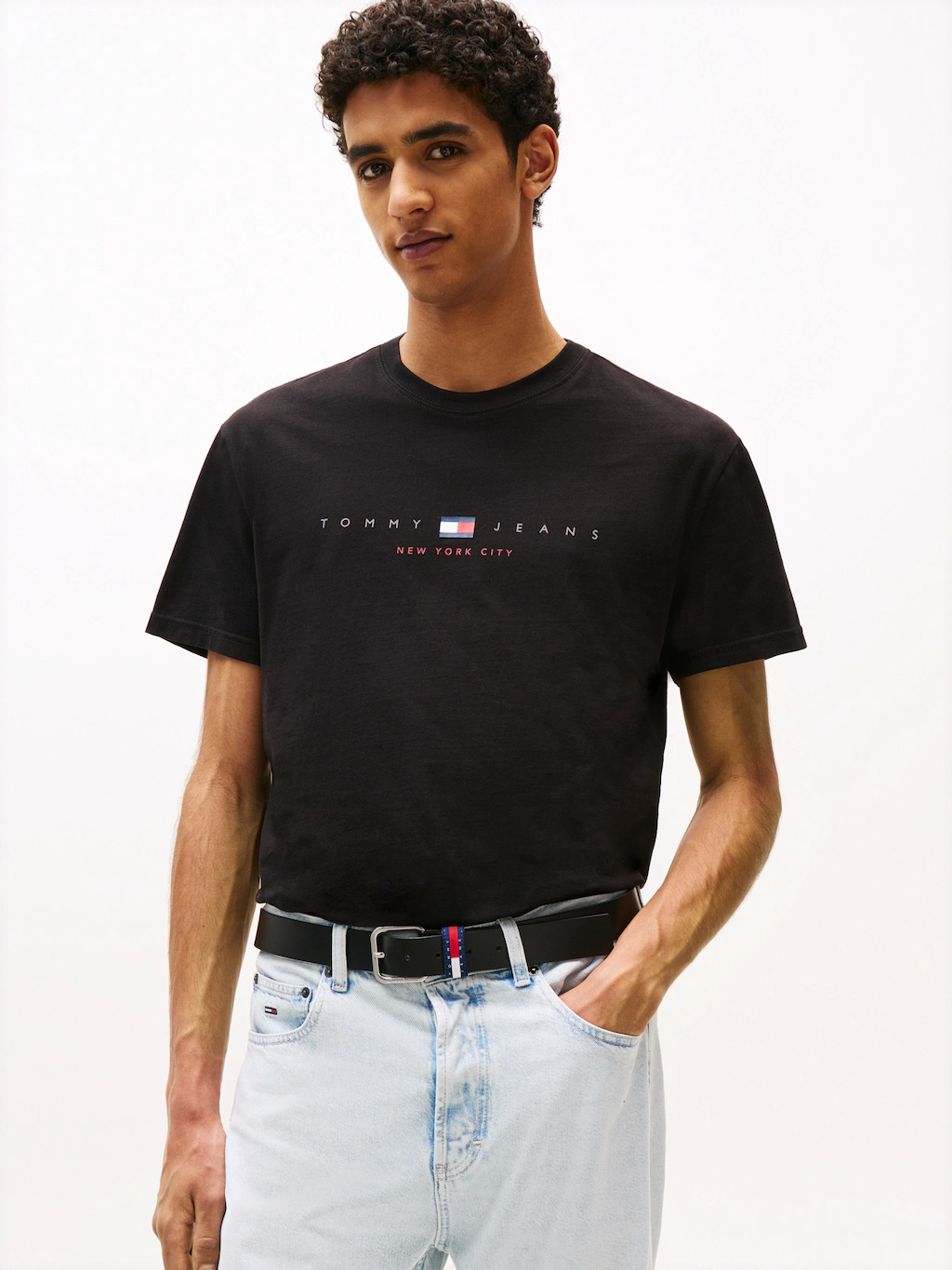 Tommy Jeans T-Shirt "TJM REG FLAG LINEAR SS TEE EXT", Mit Rundhalsausschnit günstig online kaufen