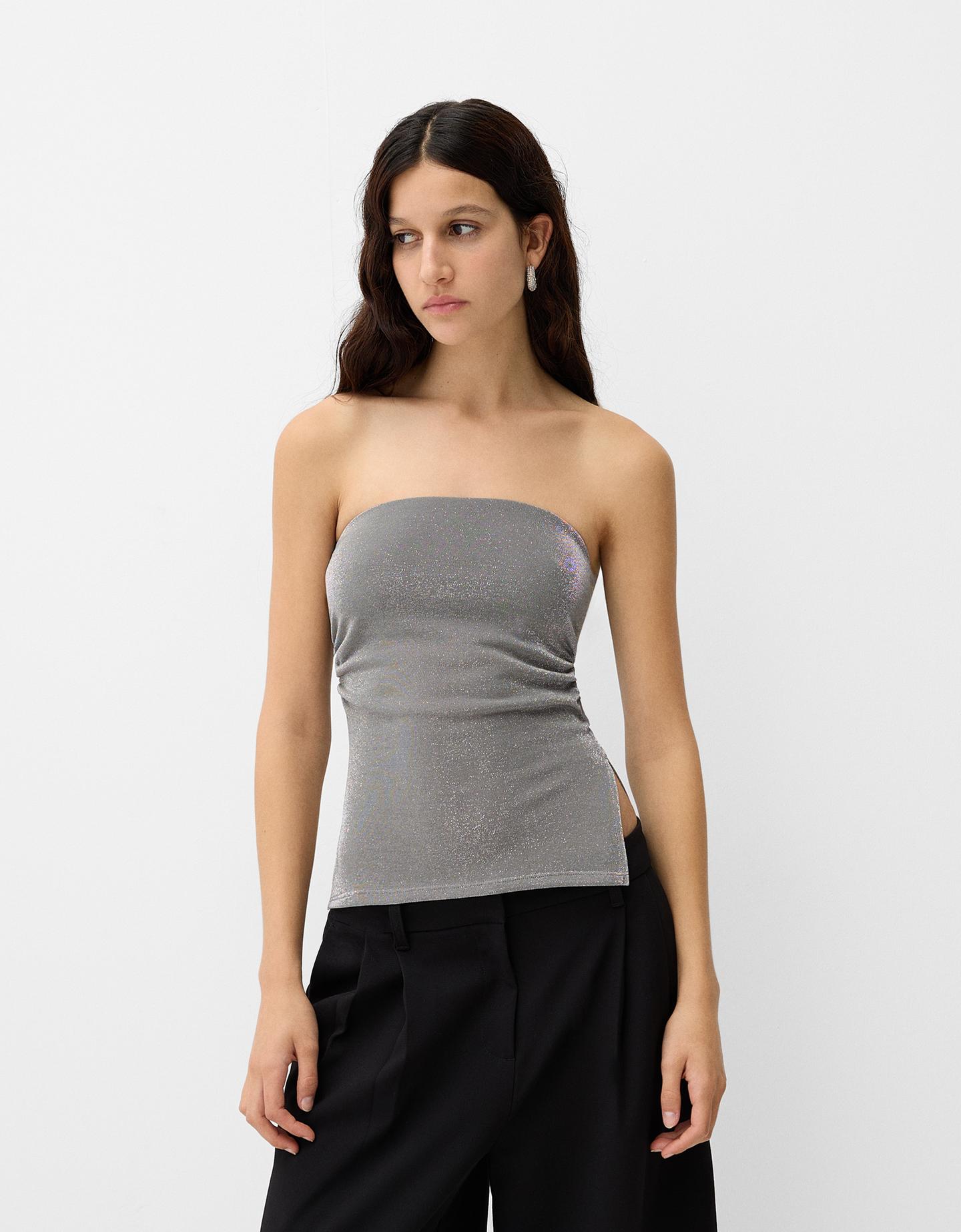 Bershka Bandeau-Top Mit Metallisiertem Garn Und Seitlichen Schlitzen Damen günstig online kaufen