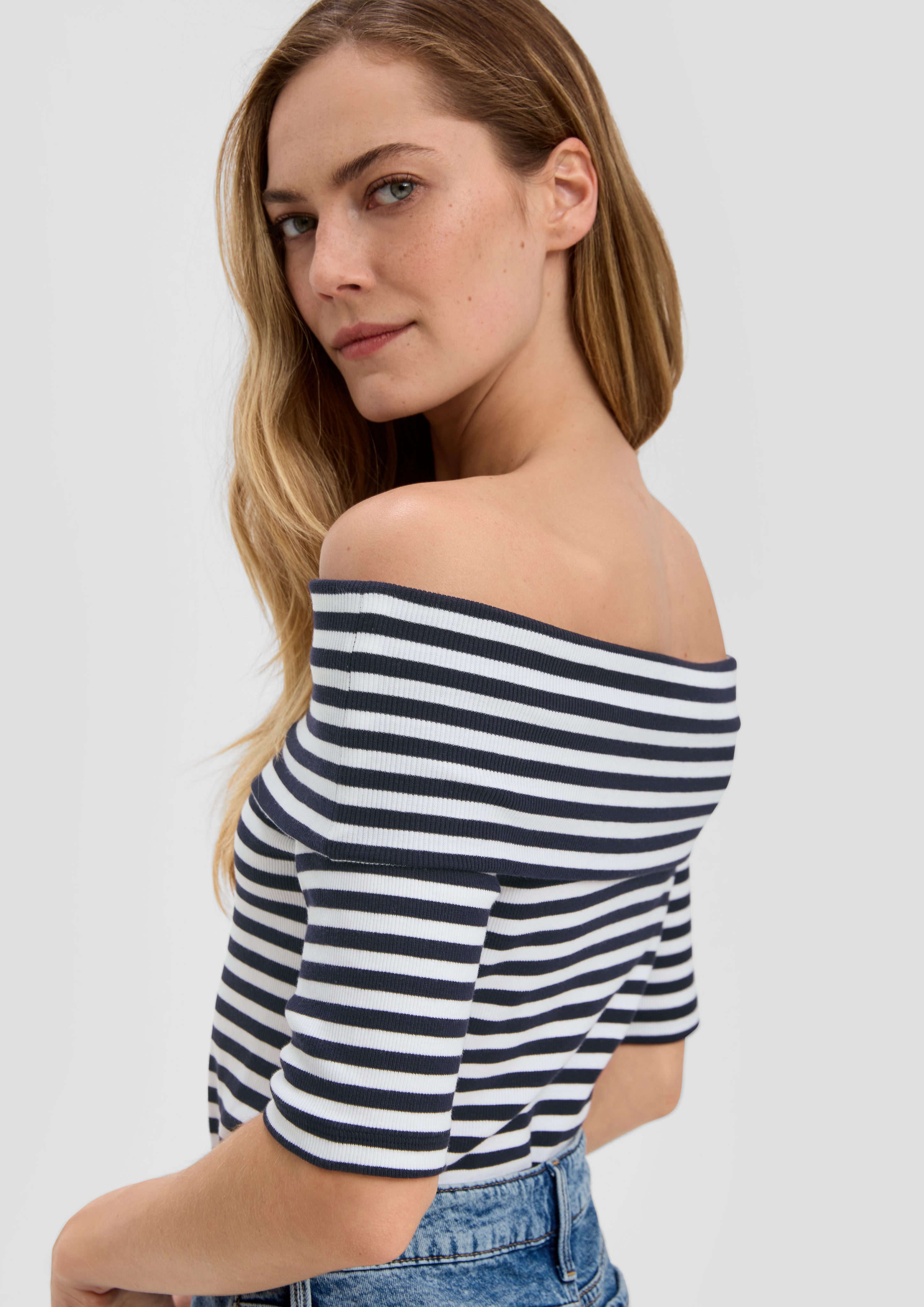 s.Oliver Kurzarmshirt Stretchiges Rippshirt mit Carmen-Ausschnitt günstig online kaufen