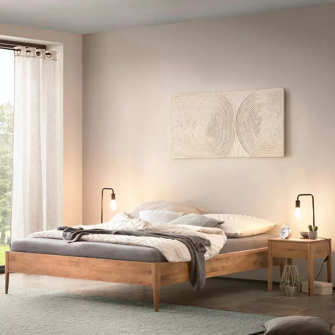 Flaches Doppelbett ohne Kopfteil aus Wildeiche Massivholz geölt günstig online kaufen