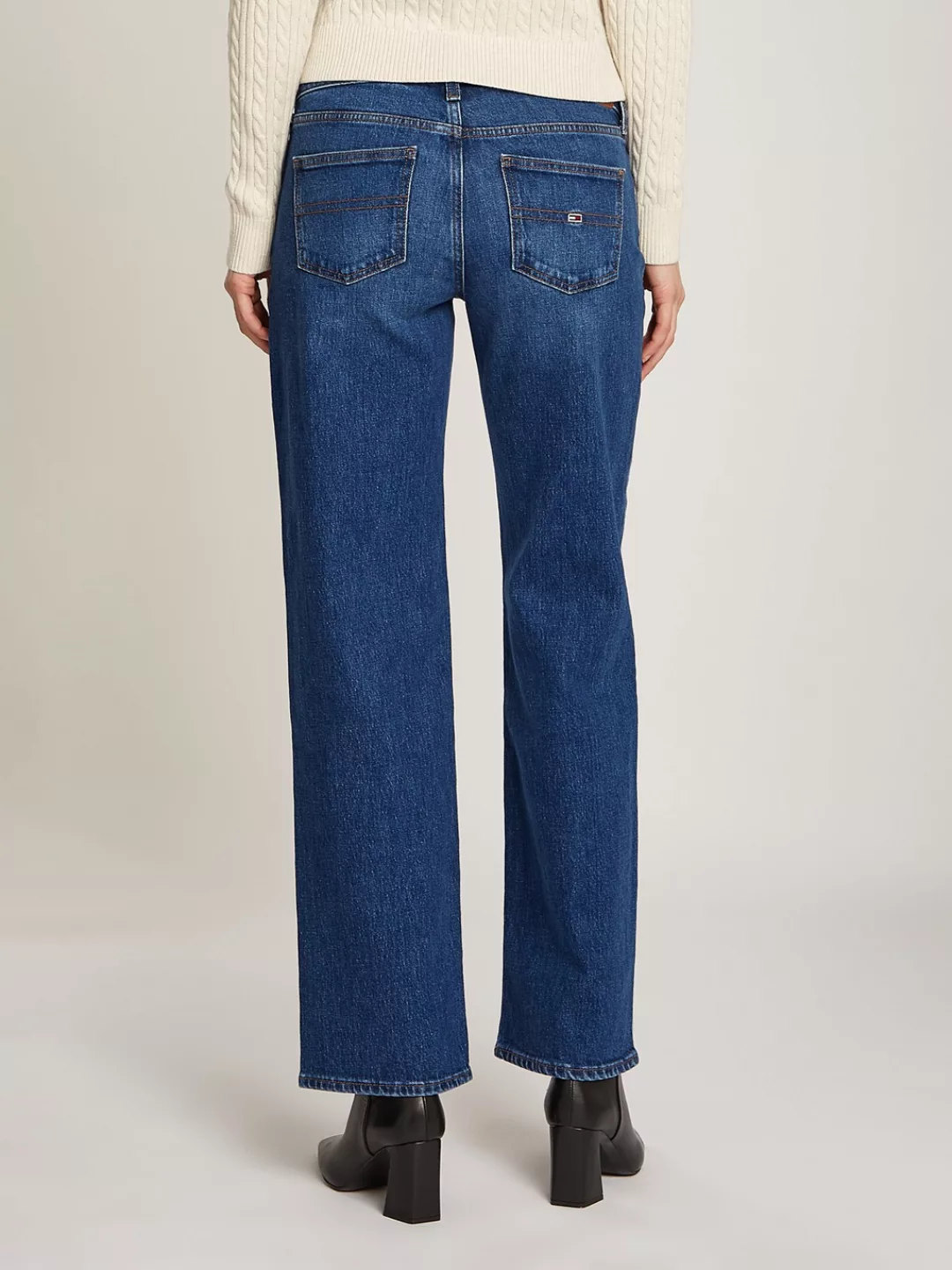 Tommy Jeans Straight-Jeans "SOPHIE LW STR CH0152", mit Nieten günstig online kaufen