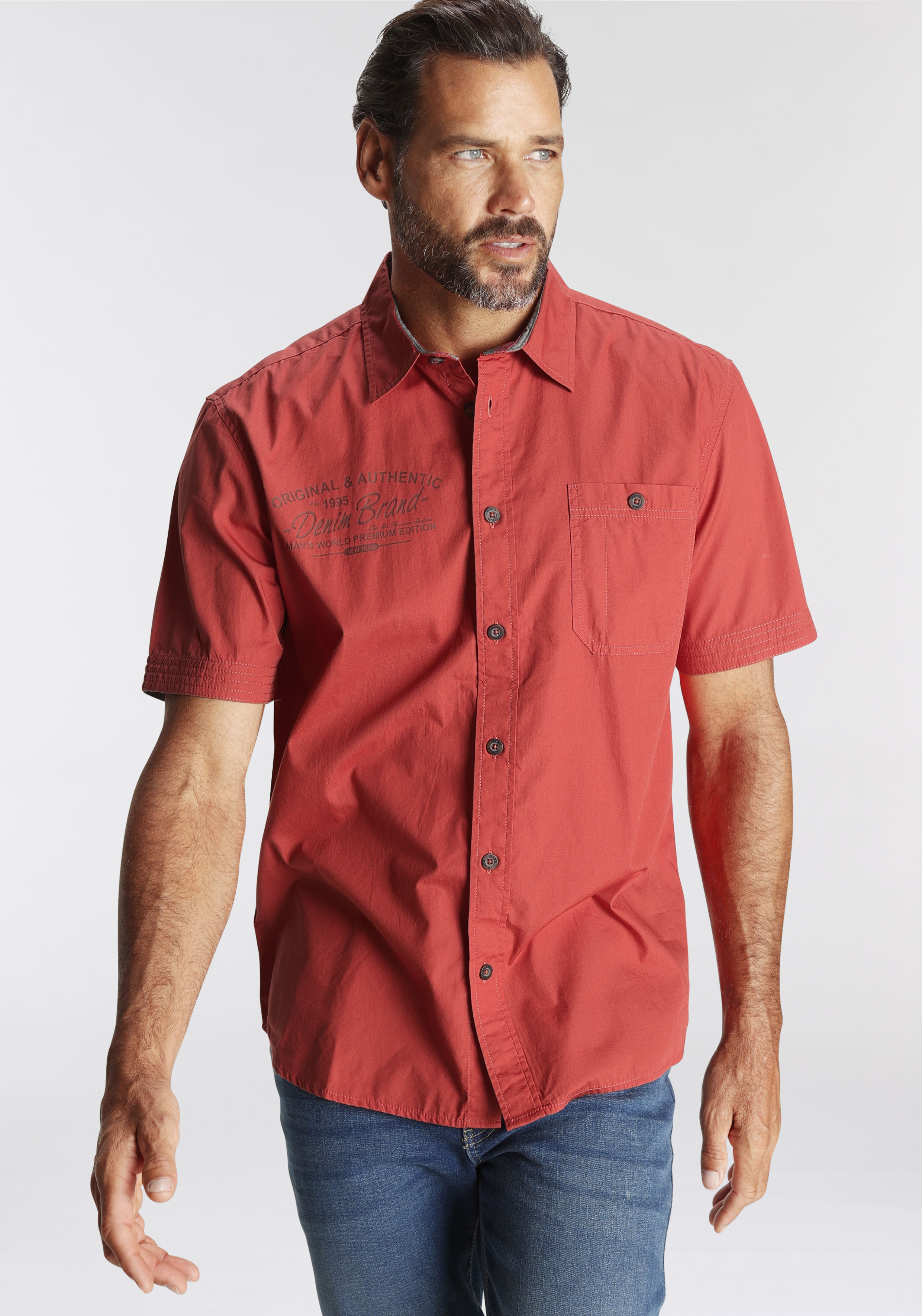 Man's World Kurzarmhemd mit kleinem Brustprint günstig online kaufen
