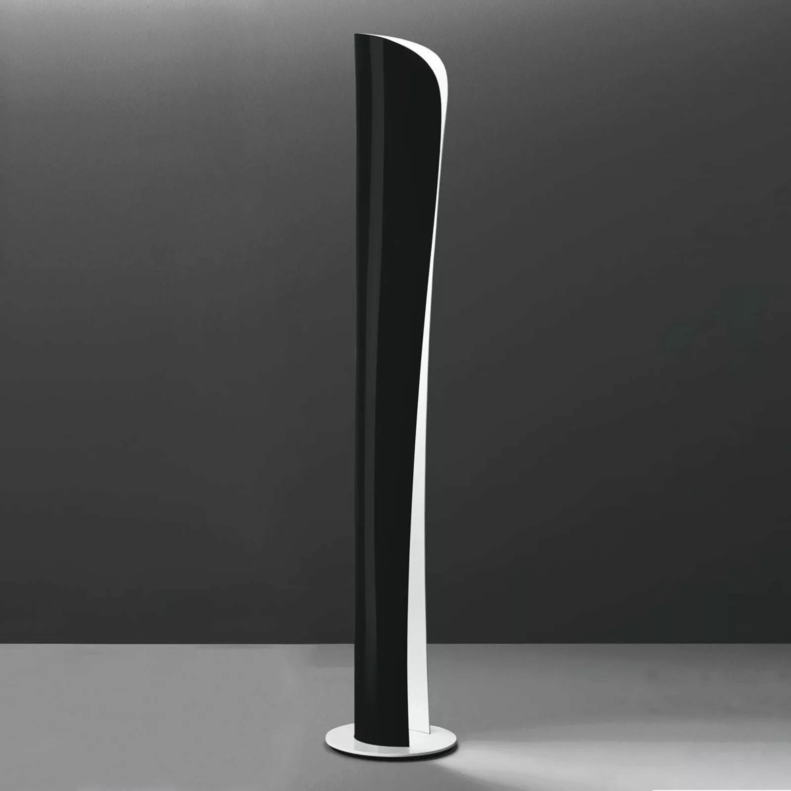 Artemide Cadmo schwarz-weiße LED-Stehlampe 2.700 K günstig online kaufen
