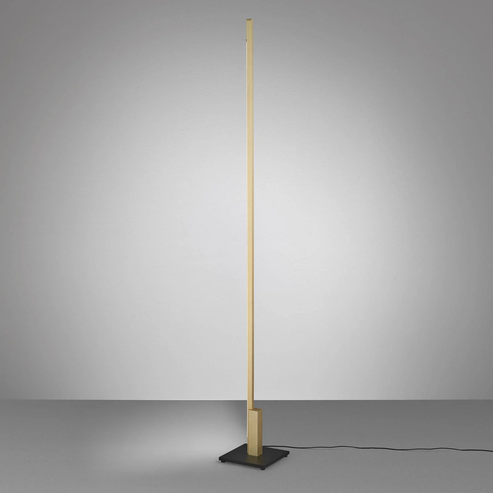 Quitani LED-Stehleuchte Talon, eloxal messing, Metall, dim. günstig online kaufen