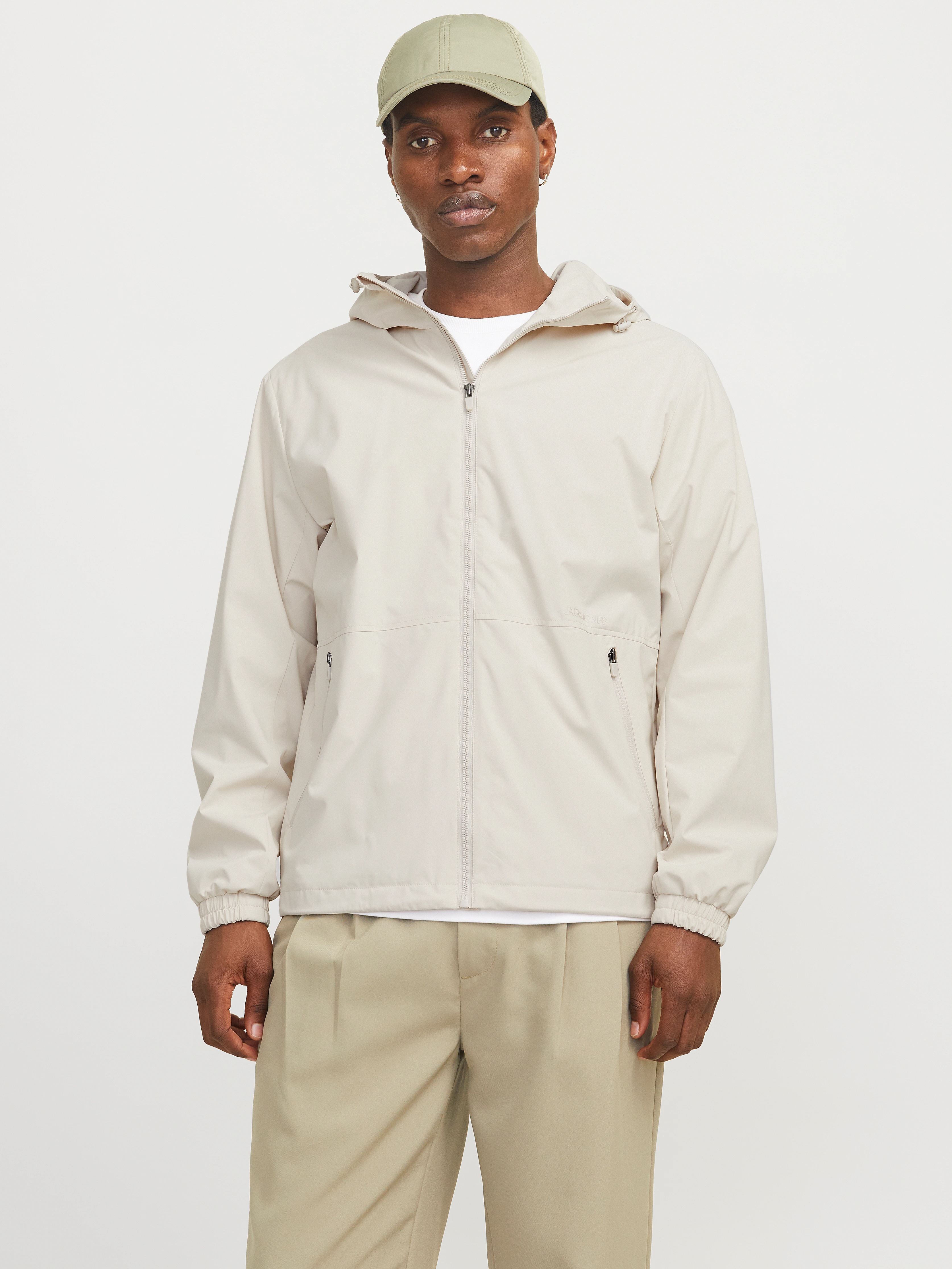 Jack & Jones Outdoorjacke "JJEURBAN Jacke mit Kapuze, elastischem Bund und günstig online kaufen
