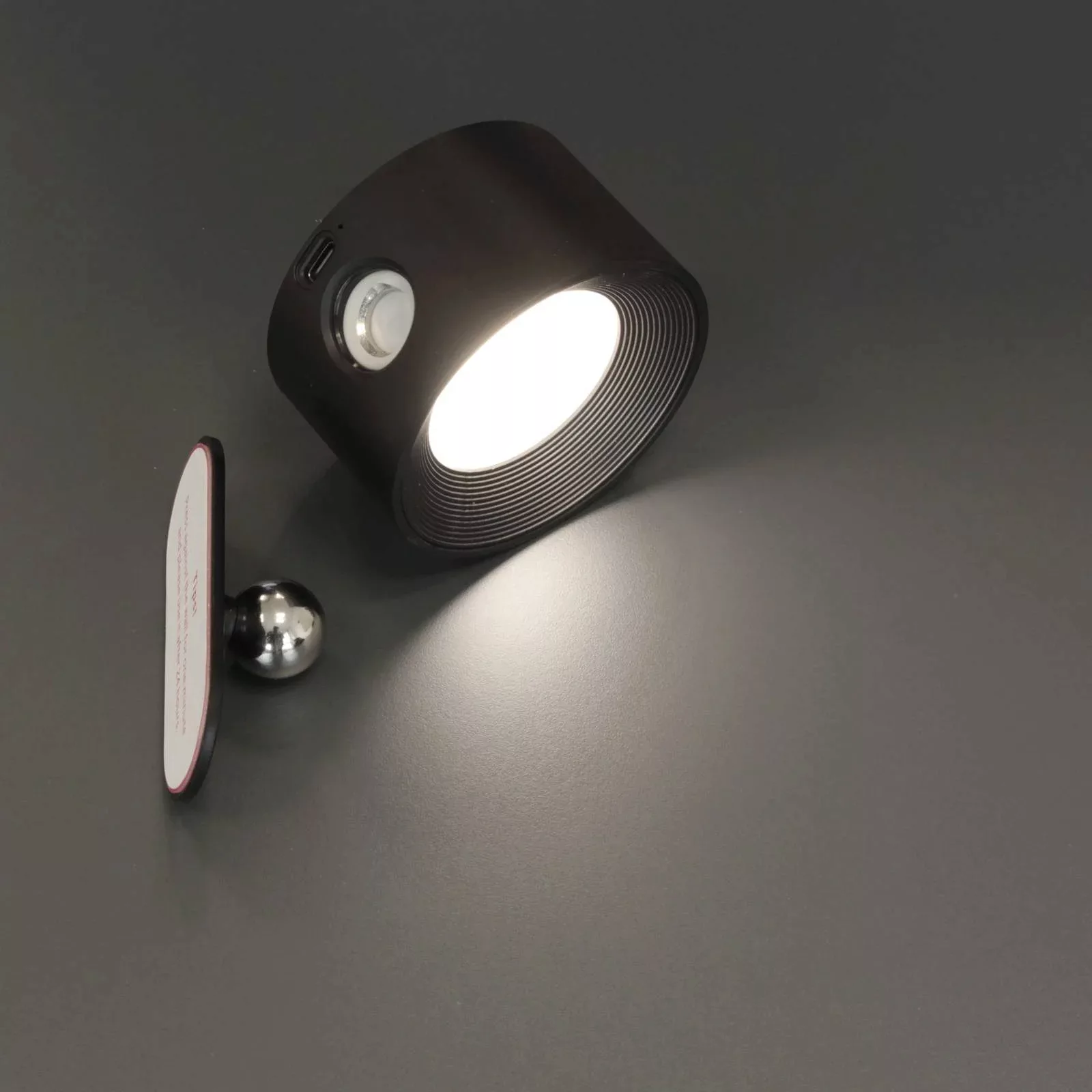 LED-Akku-Wandleuchte Magnetics, schwarz, CCT, mit Magnet günstig online kaufen