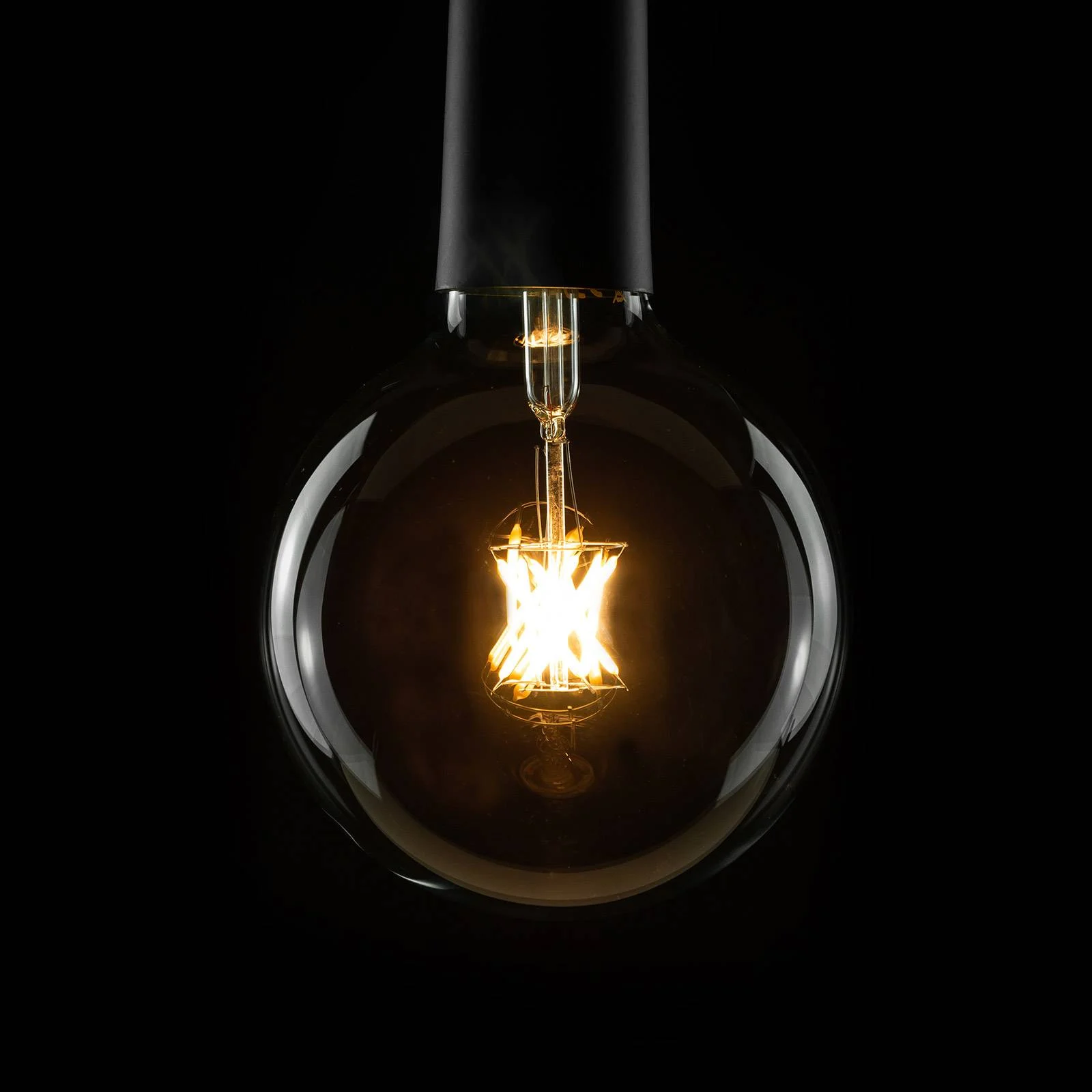 E27 6W 926 LED-Filament-Globelampe G125 klar günstig online kaufen