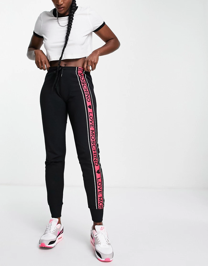 Love Moschino – Jogginghose mit seitlichem Logo in Schwarz günstig online kaufen