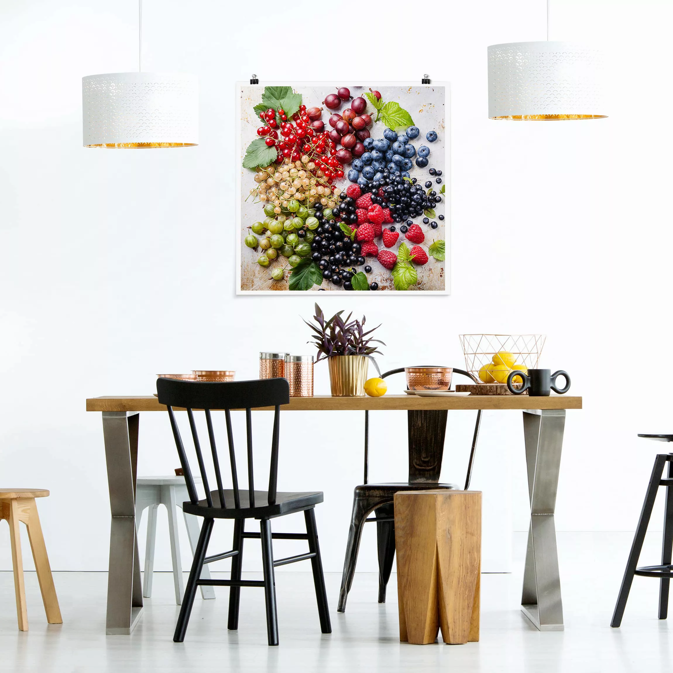 Poster Küche - Quadrat Mischung aus Beeren auf Metall günstig online kaufen