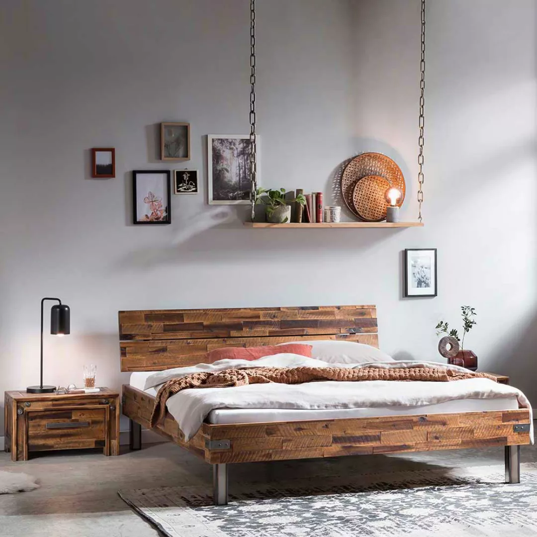 Doppelbett aus Akazie Massivholz und Eisen Antik Finish günstig online kaufen