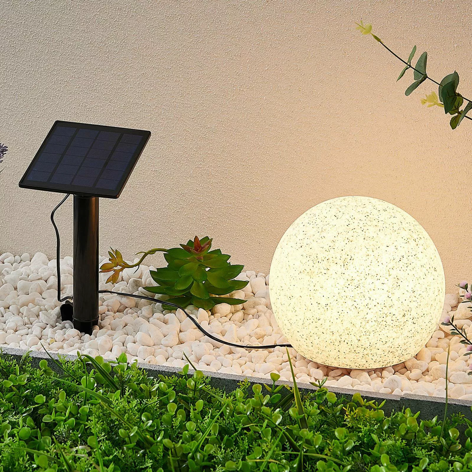 Lindby Hamela LED-Solar-Dekoleuchte, RGB, 20 cm günstig online kaufen