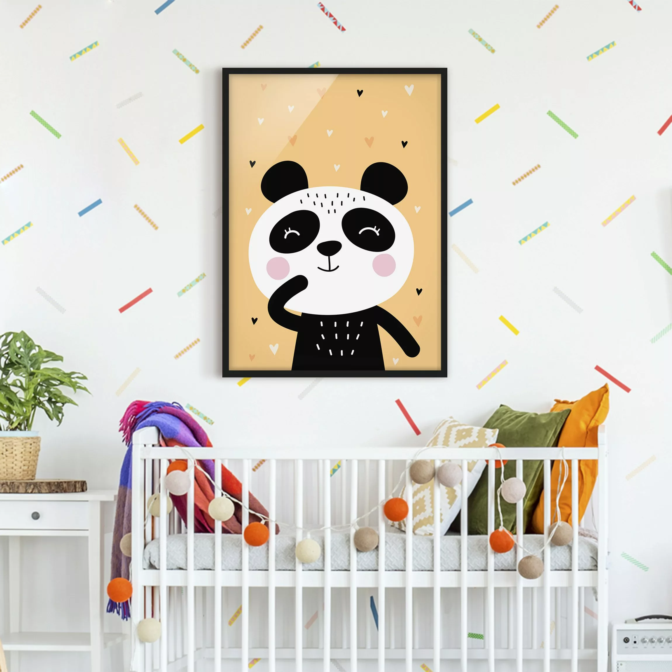 Bild mit Rahmen Kinderzimmer - Hochformat Der glückliche Panda günstig online kaufen
