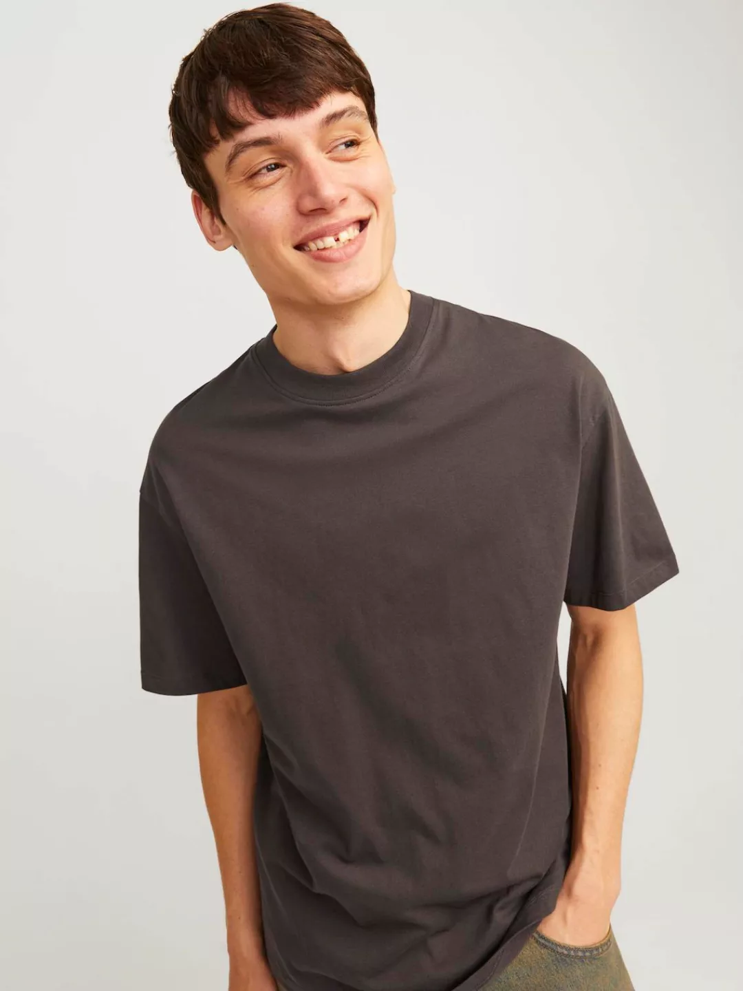 Jack & Jones Oversize-Shirt JJEBRADLEY TEE SS O-NECK NOOS günstig online kaufen