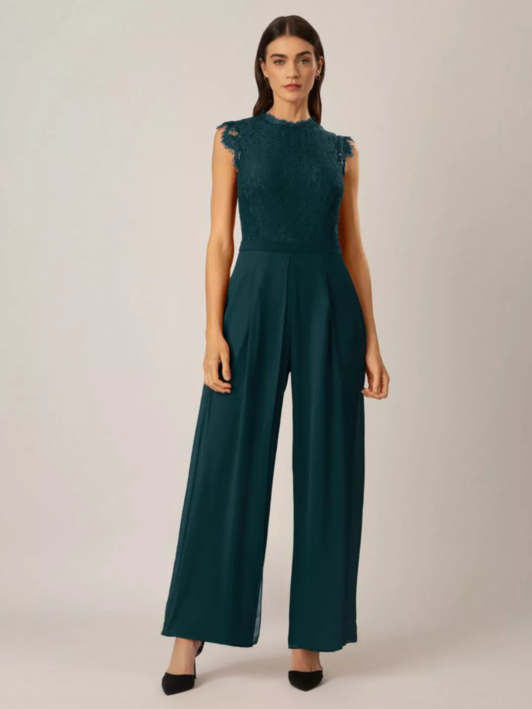 Apart Jumpsuit mit Spitzenoberteil günstig online kaufen