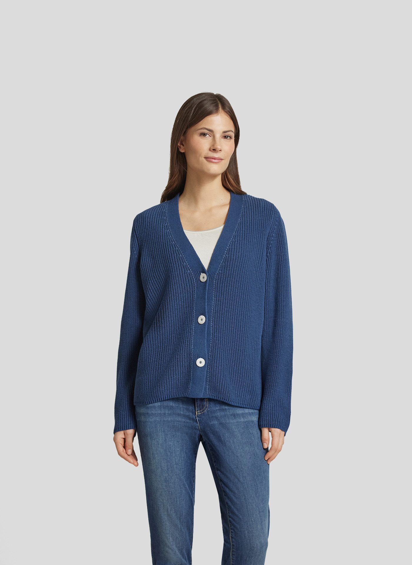 Rabe Strickjacke mit V-Ausschnitt und Knopfleiste günstig online kaufen
