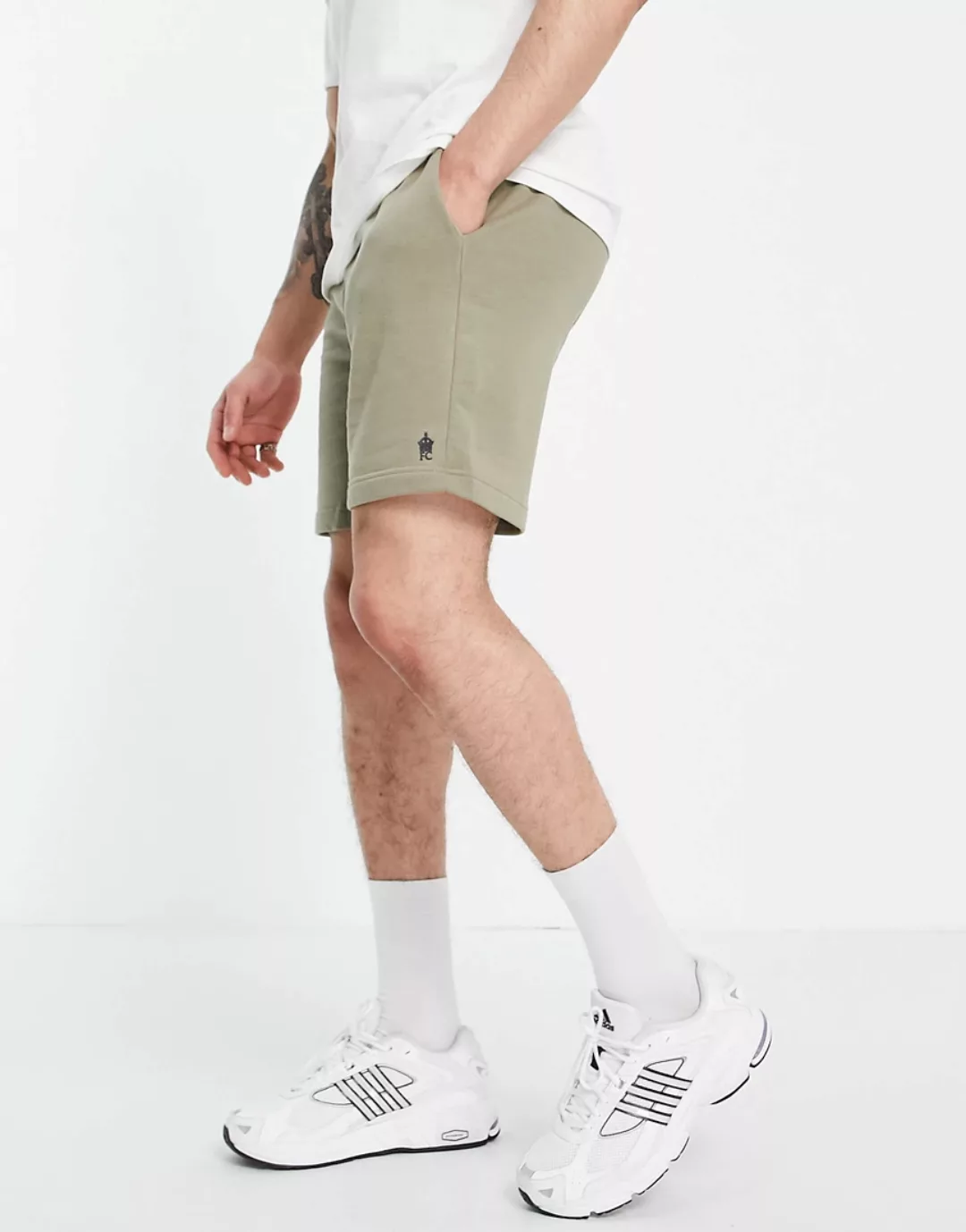 French Connection – Jersey-Shorts in hellem Khaki-Grün günstig online kaufen