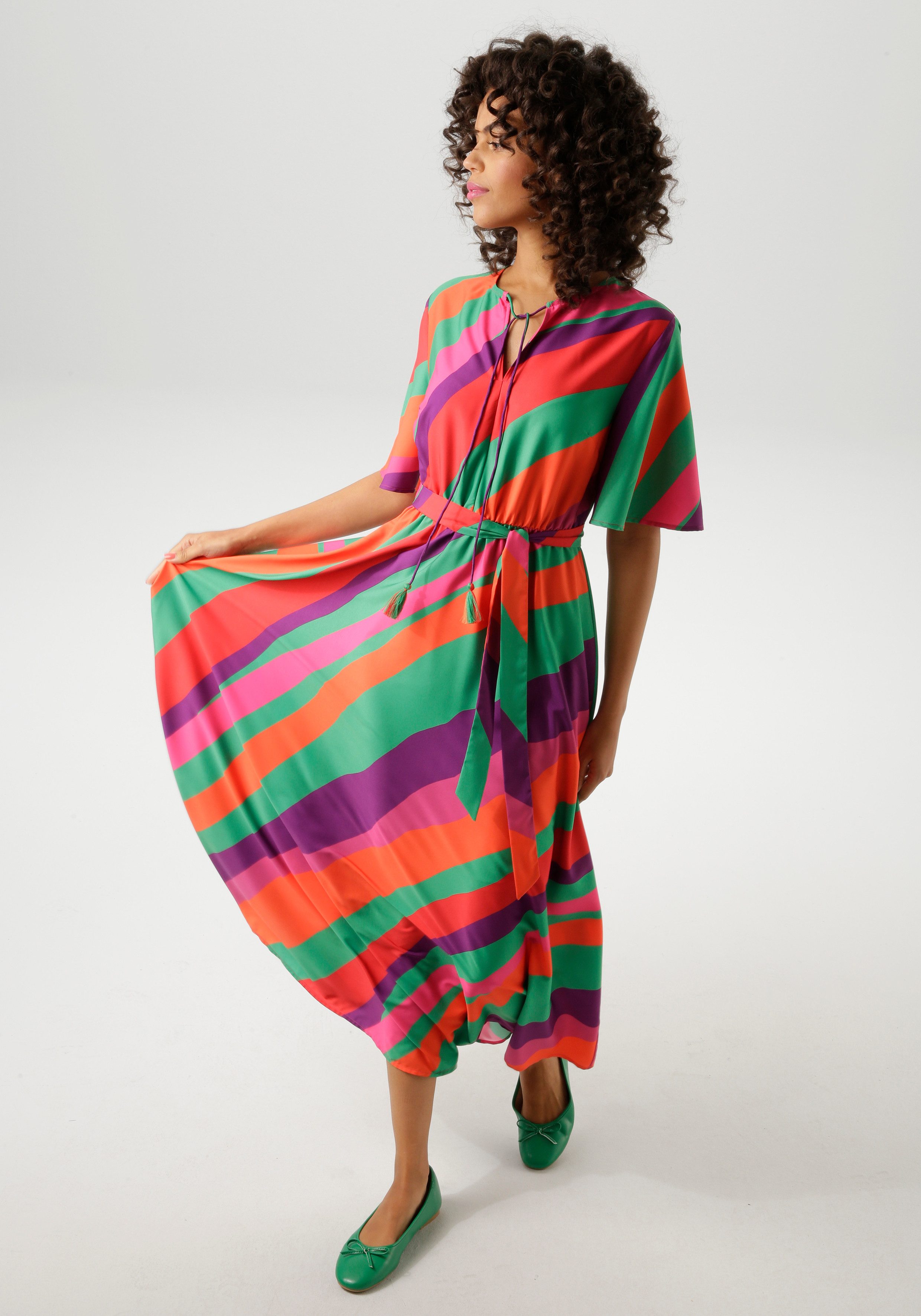 Aniston CASUAL Sommerkleid (mit abnehmbarem Bindeband) günstig online kaufen