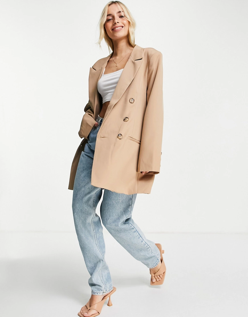 In The Style x Lorna Luxe – Oversize-Dad-Blazer in Camel-Neutral günstig online kaufen