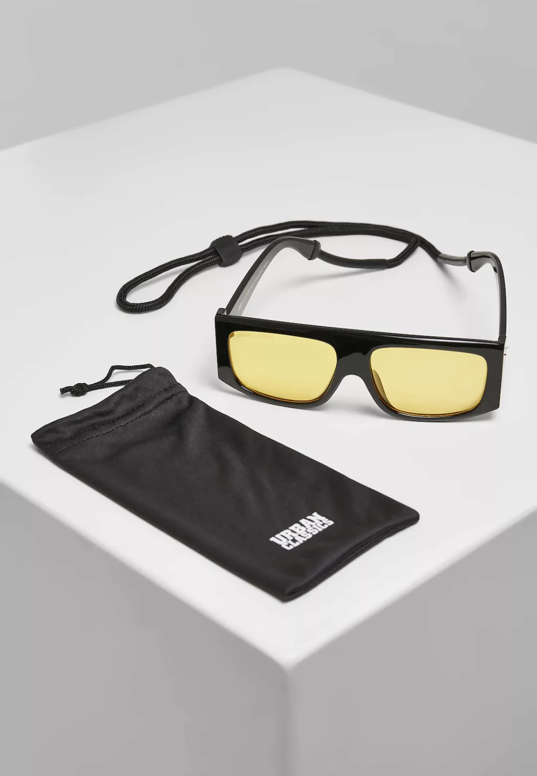 URBAN CLASSICS Sonnenbrille "Unisex Sunglasses Raja with Strap" günstig online kaufen
