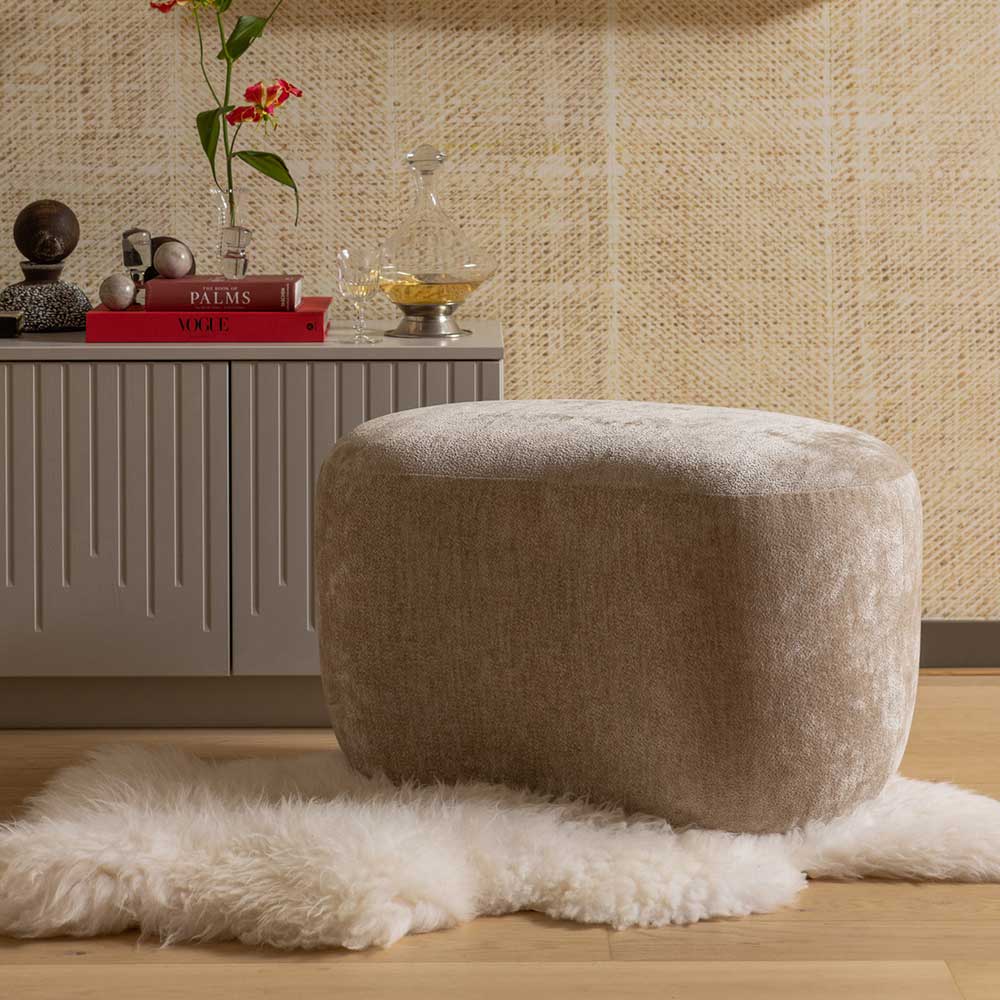 Sitzhocker Polsterhocker in Beige und organischer Form günstig online kaufen