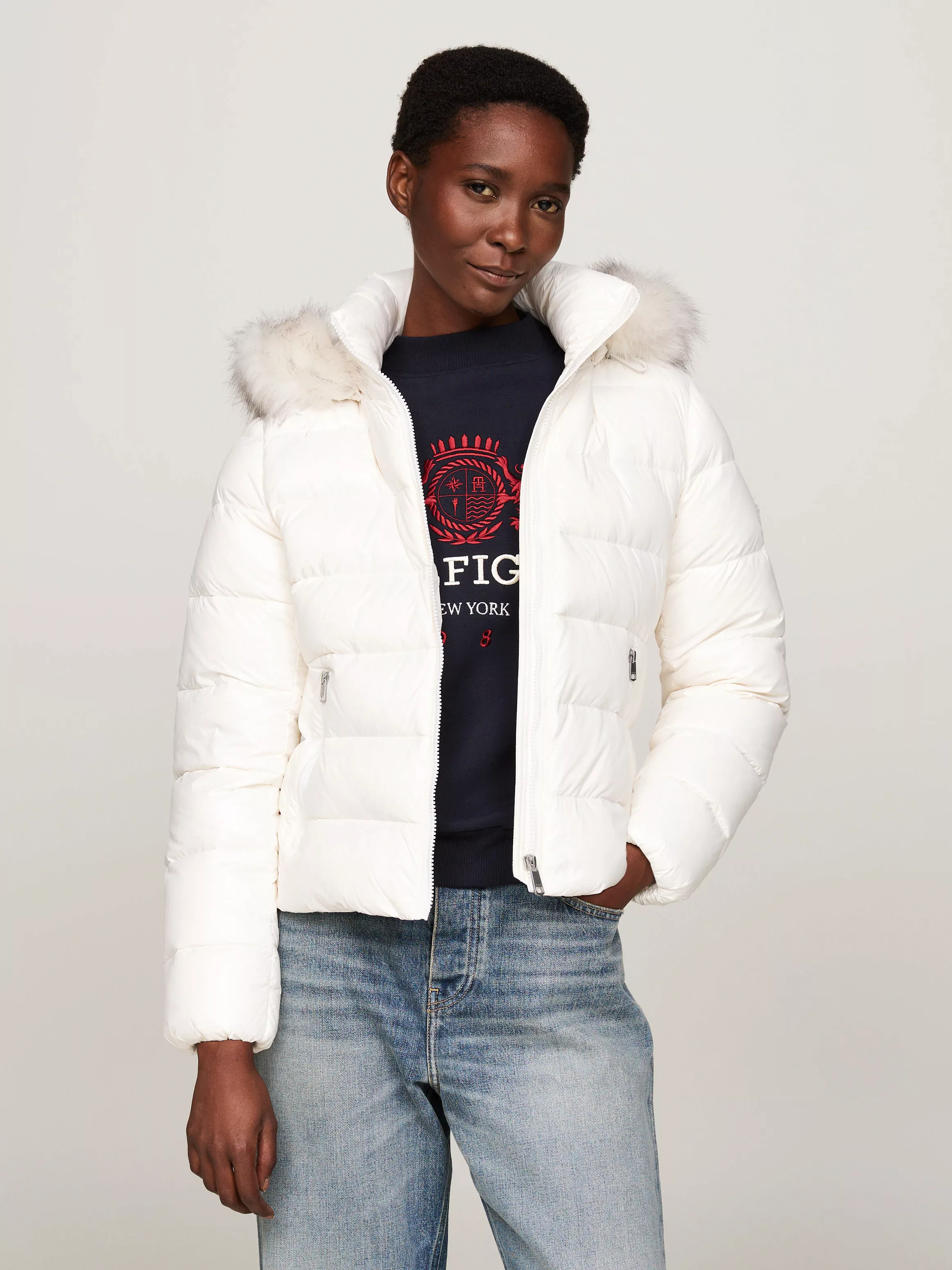 Tommy Hilfiger Steppjacke, mit Kapuze, mit Logoprägung günstig online kaufen