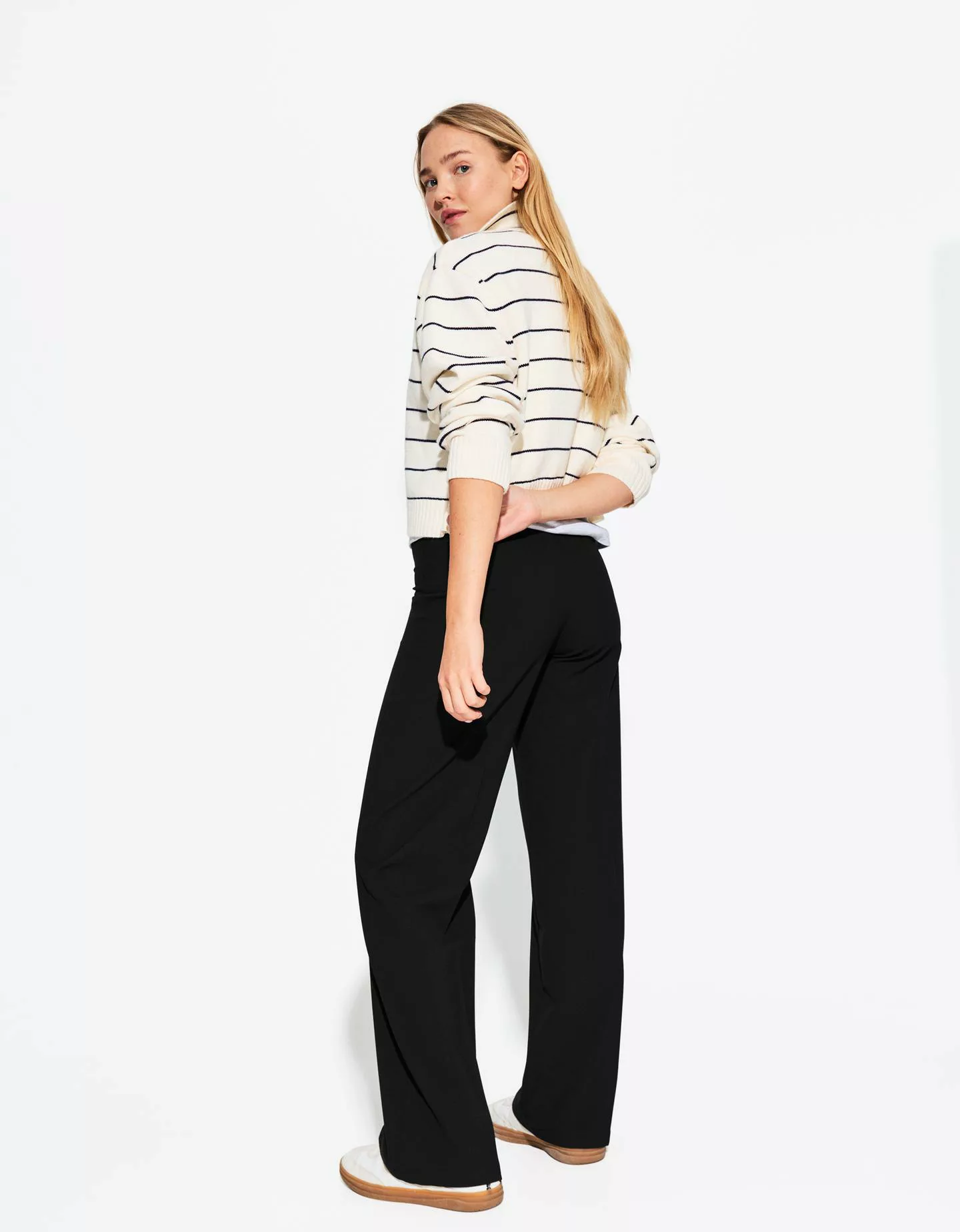 Bershka Wide-Leg-Hose Damen 38 Schwarz günstig online kaufen