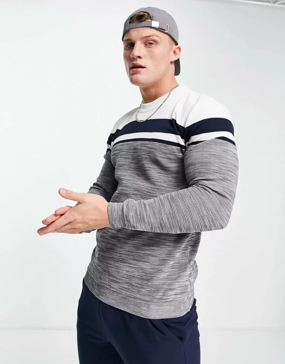 River Island – Ottoman – Pullover in Grau mit Blockfarbendesign und Rundhal günstig online kaufen