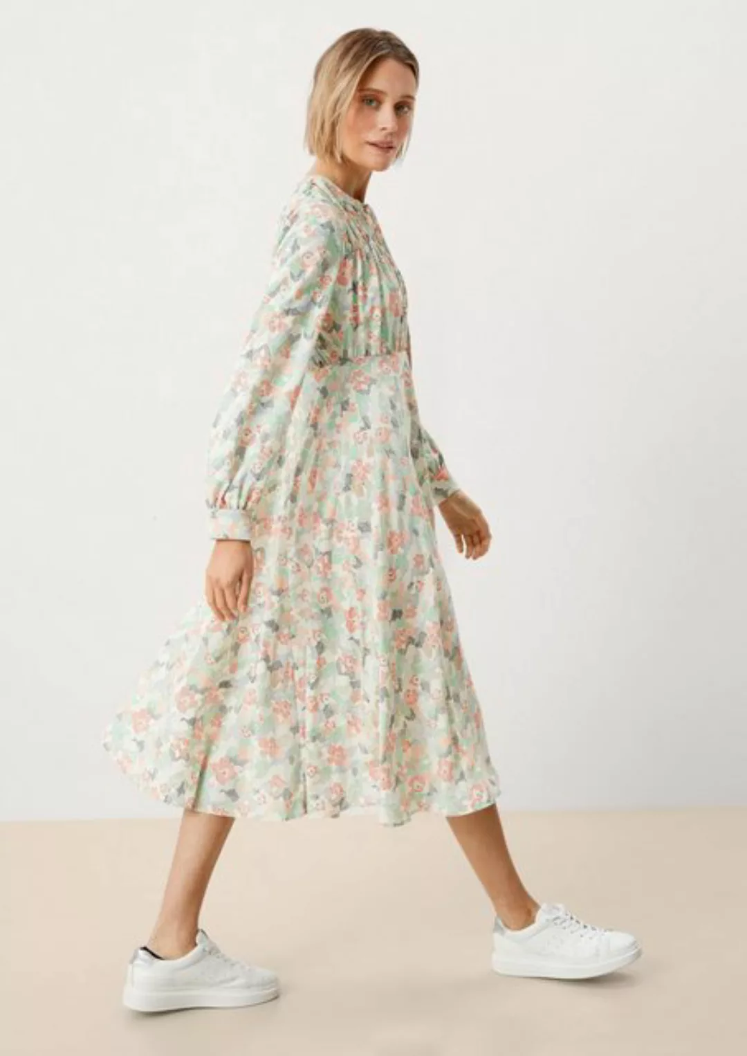 s.Oliver Midikleid Kleid mit Allovermuster Raffung günstig online kaufen