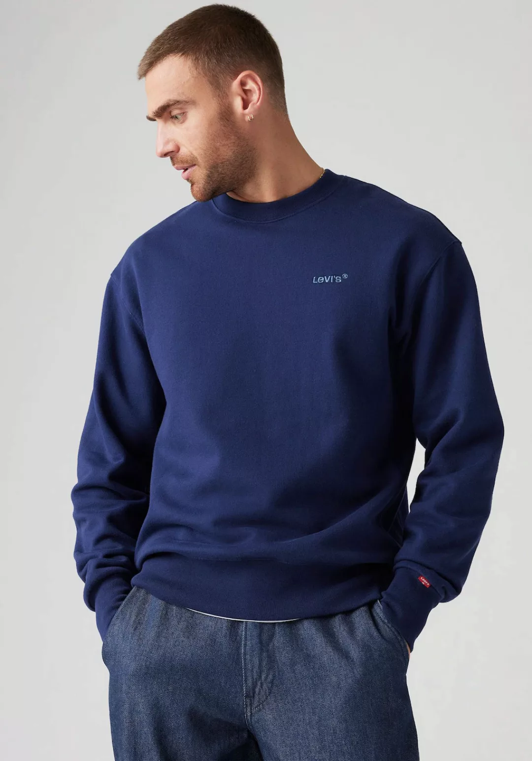 Levi's® Sweatshirt AUTHENTIC CREW mit Logostickerei günstig online kaufen