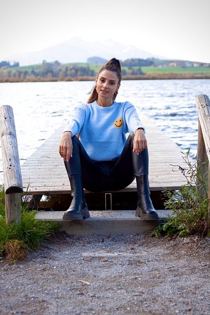 Lelü Fashion Rundhalspullover Smiley Pullover mit gelben Smiley günstig online kaufen