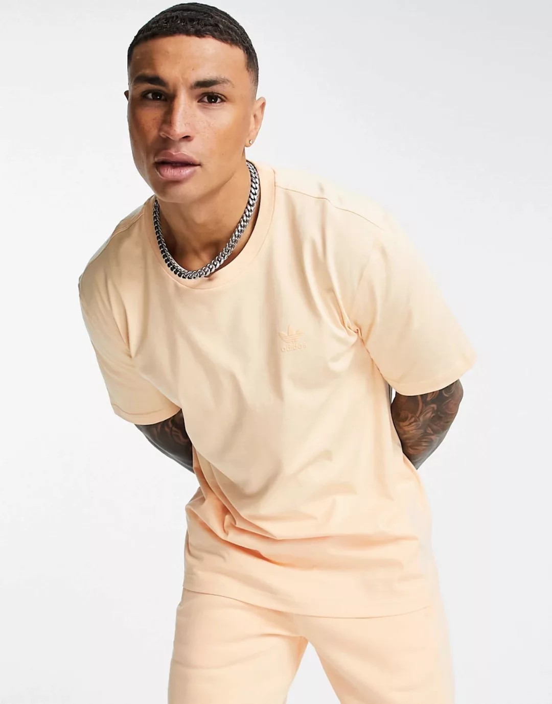 adidas Originals – adicolor Marshmallow – T-Shirt in Blassorange günstig online kaufen