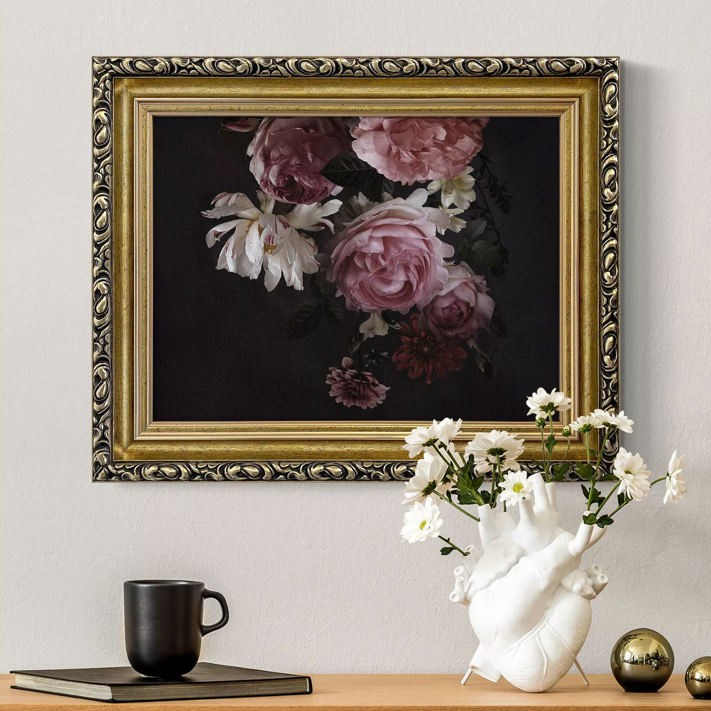 Gerahmtes Leinwandbild Rosa Blumen auf Schwarz Vintage günstig online kaufen